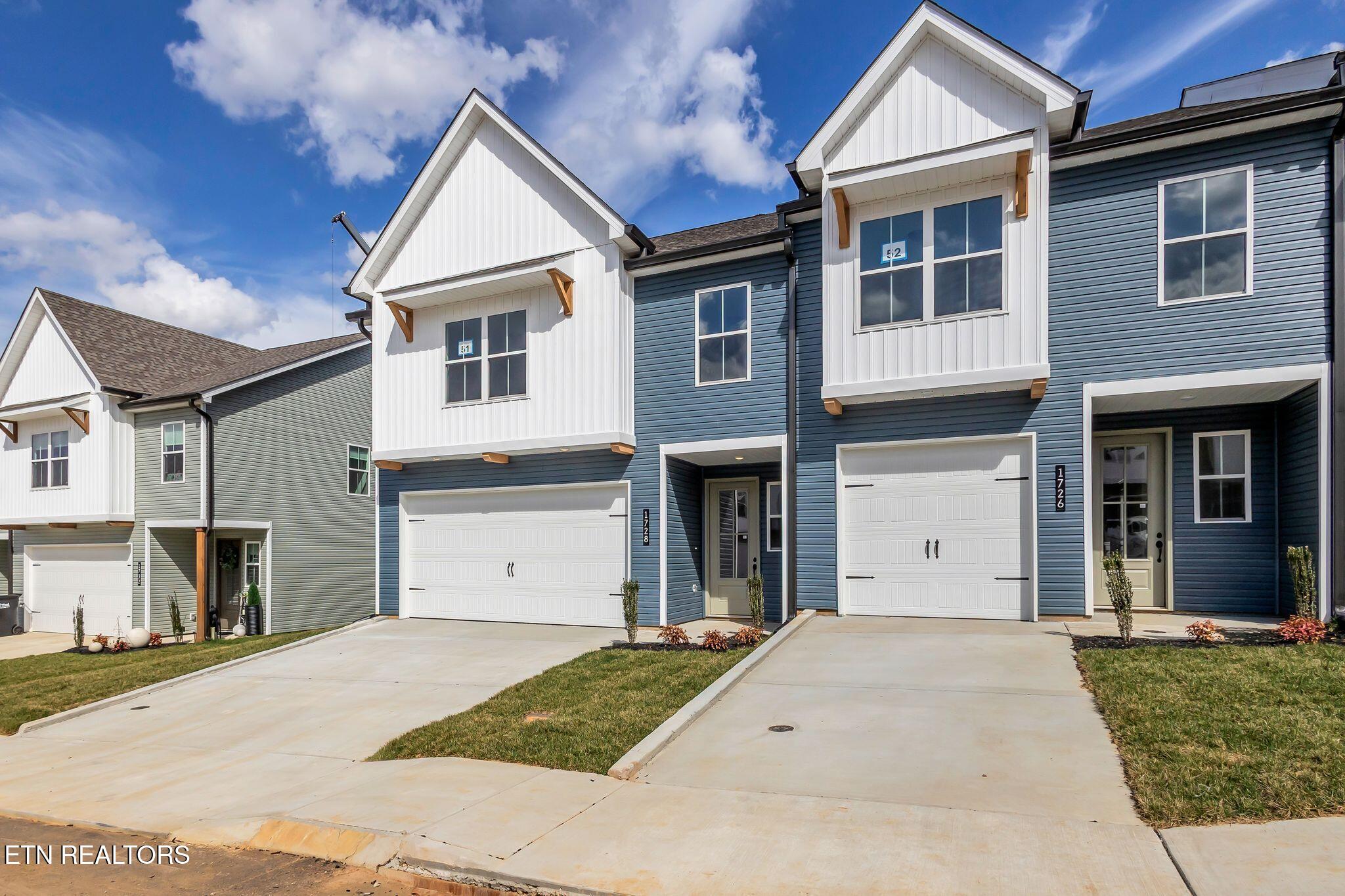 1728 Lateglow Way Knoxville TN 37931