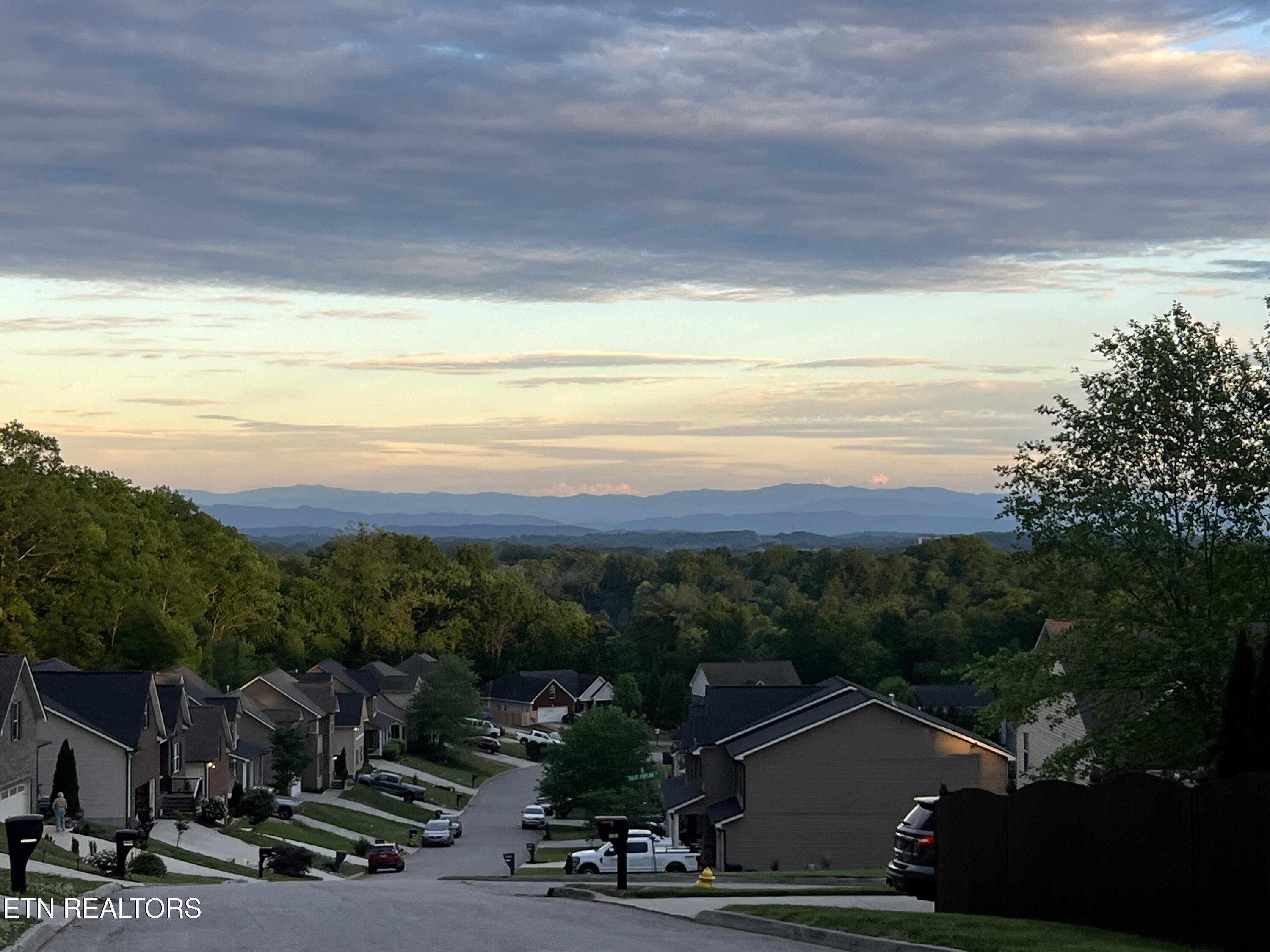 3055 Oakwood Hills Lane Knoxville TN 37931