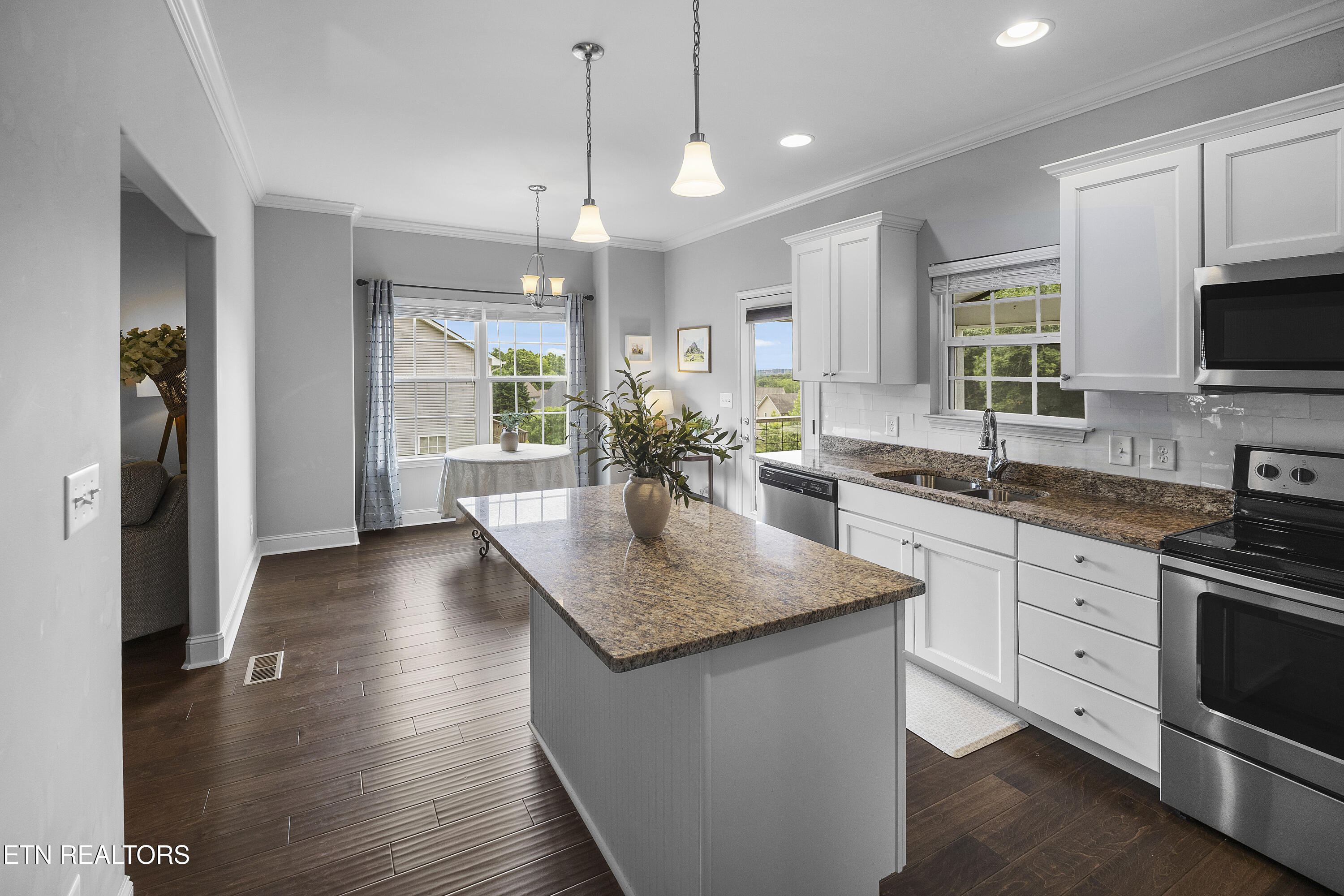 3055 Oakwood Hills Lane Knoxville TN 37931