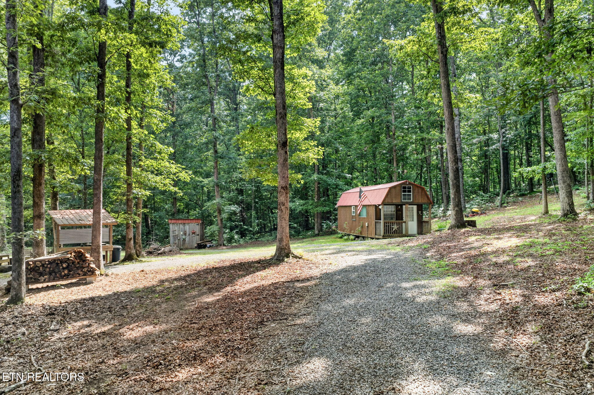4207 Chapel Hill Road Crawford TN 38554