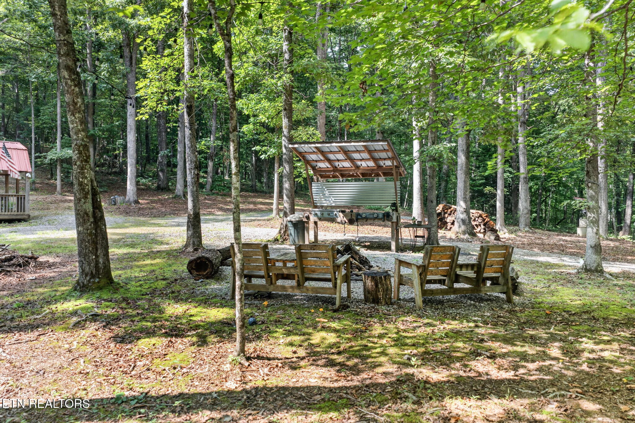 4207 Chapel Hill Road Crawford TN 38554