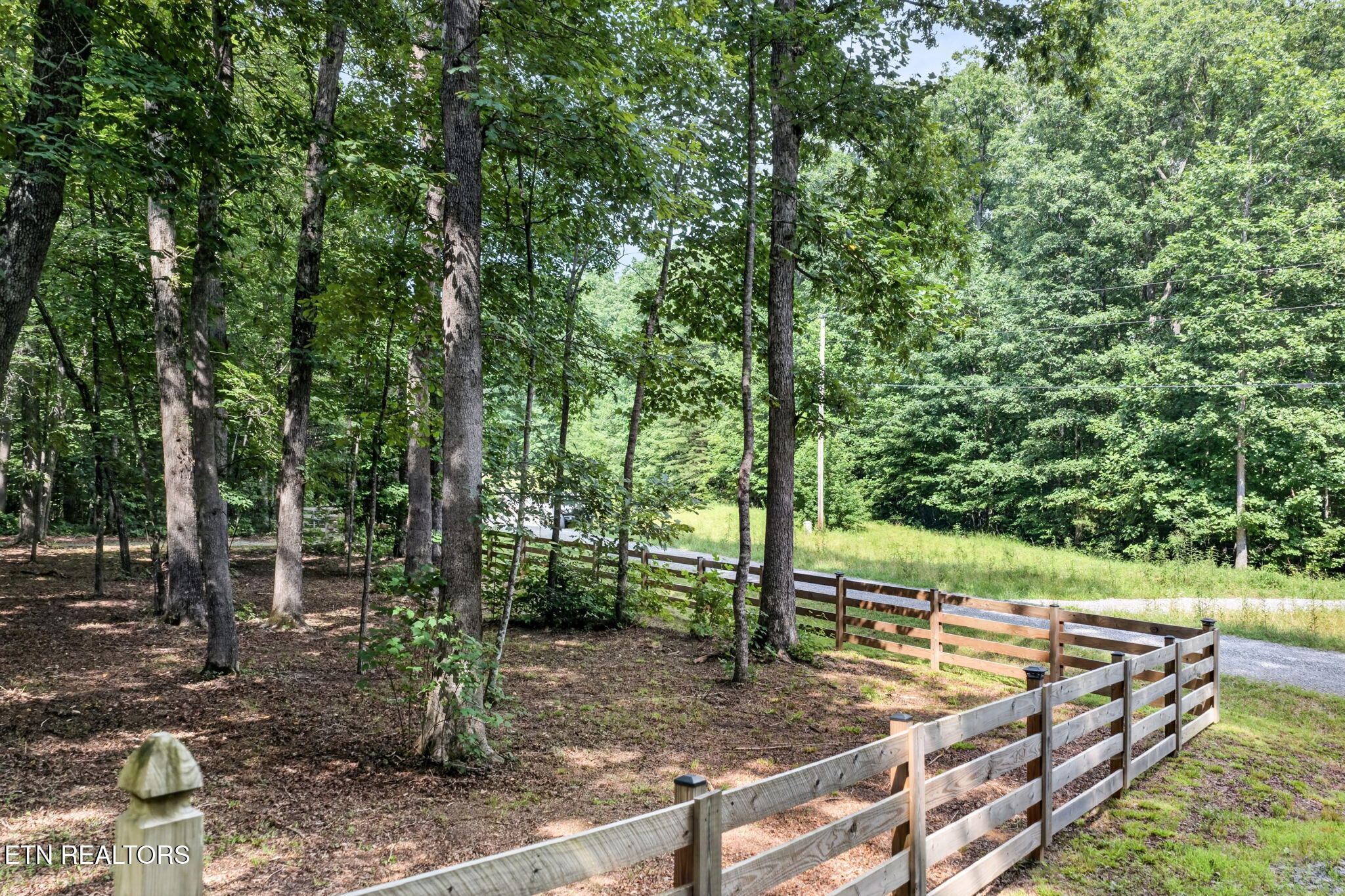 4207 Chapel Hill Road Crawford TN 38554