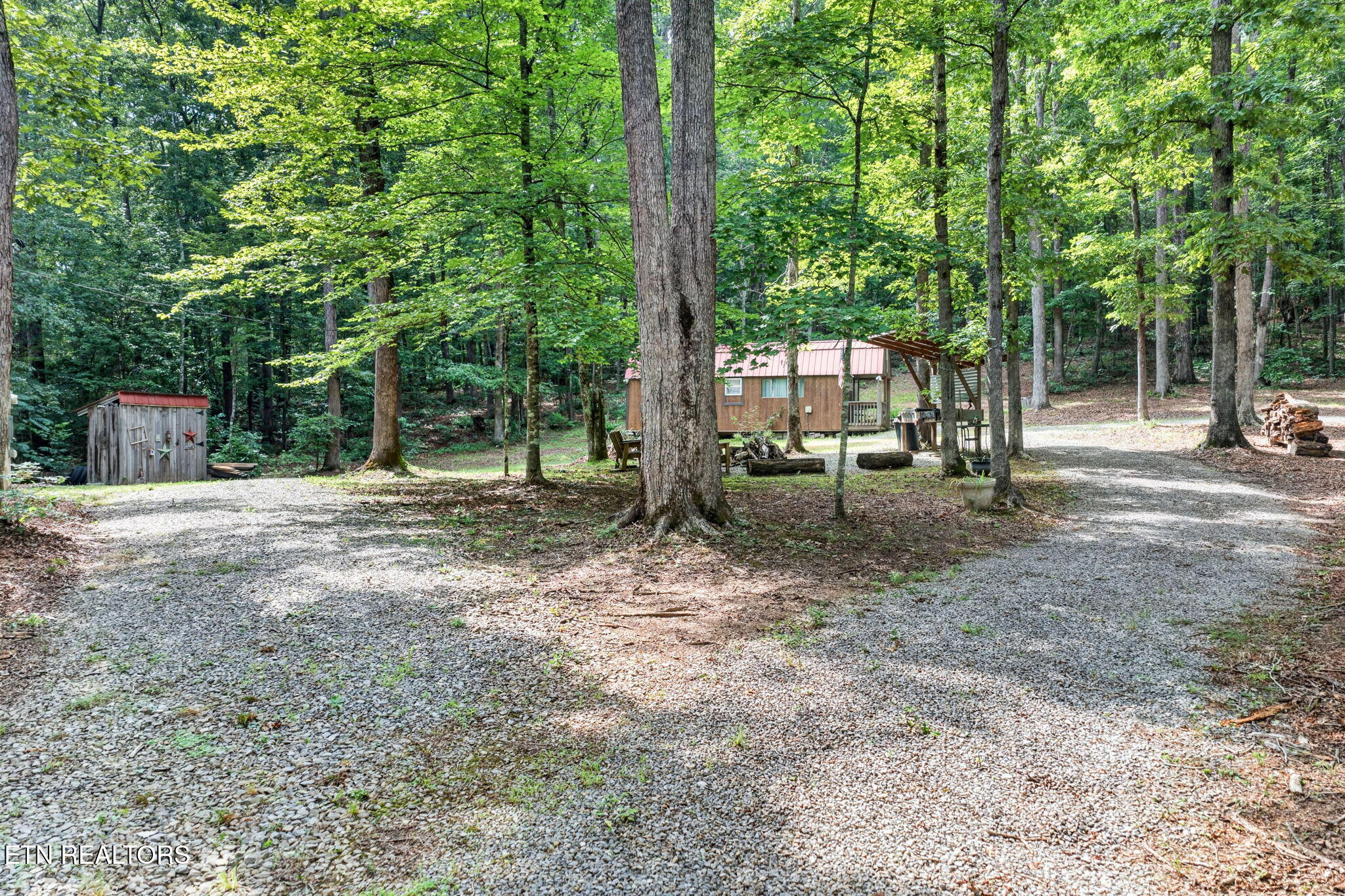 4207 Chapel Hill Road Crawford TN 38554