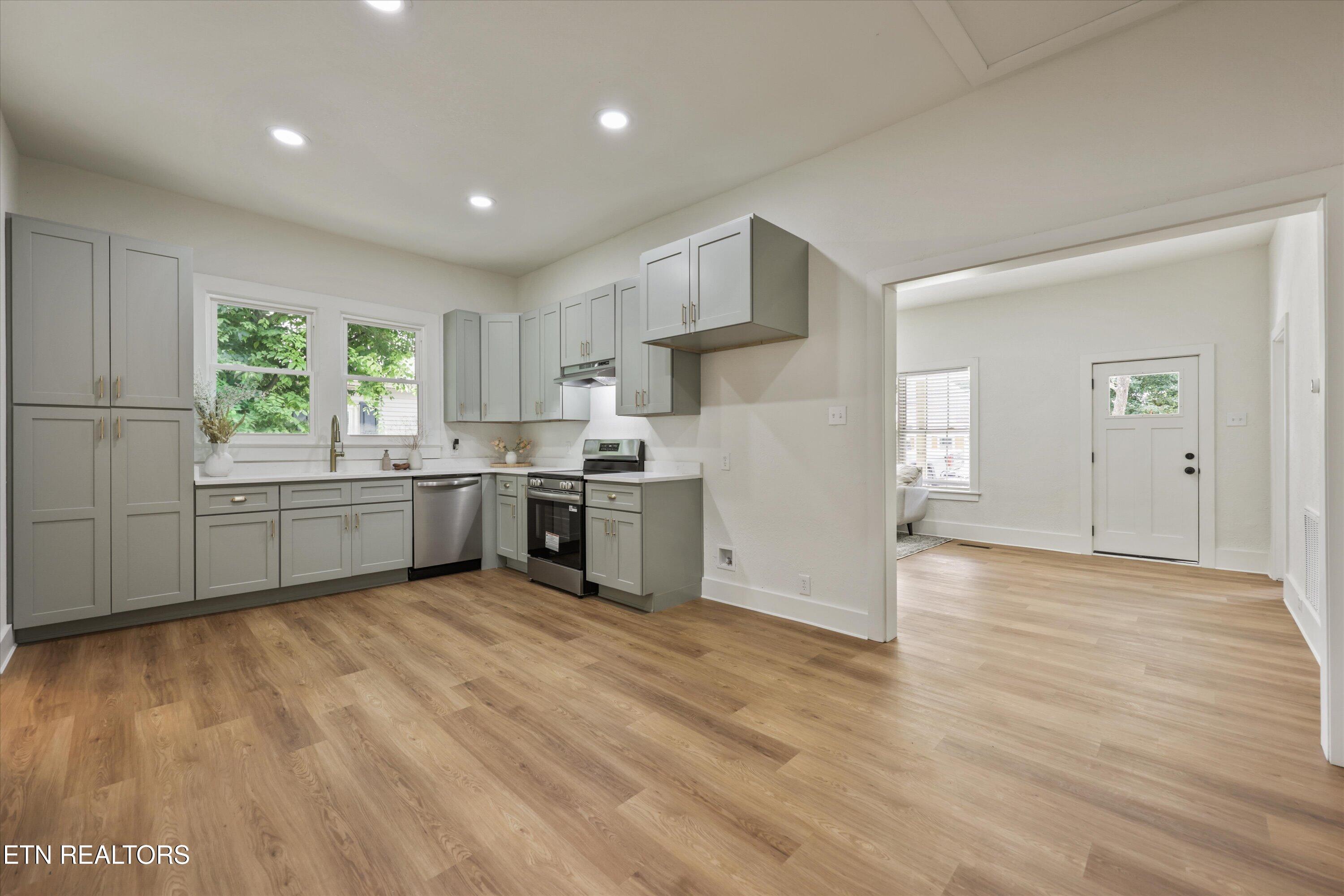 411 E Quincy Avenue Knoxville TN 37917