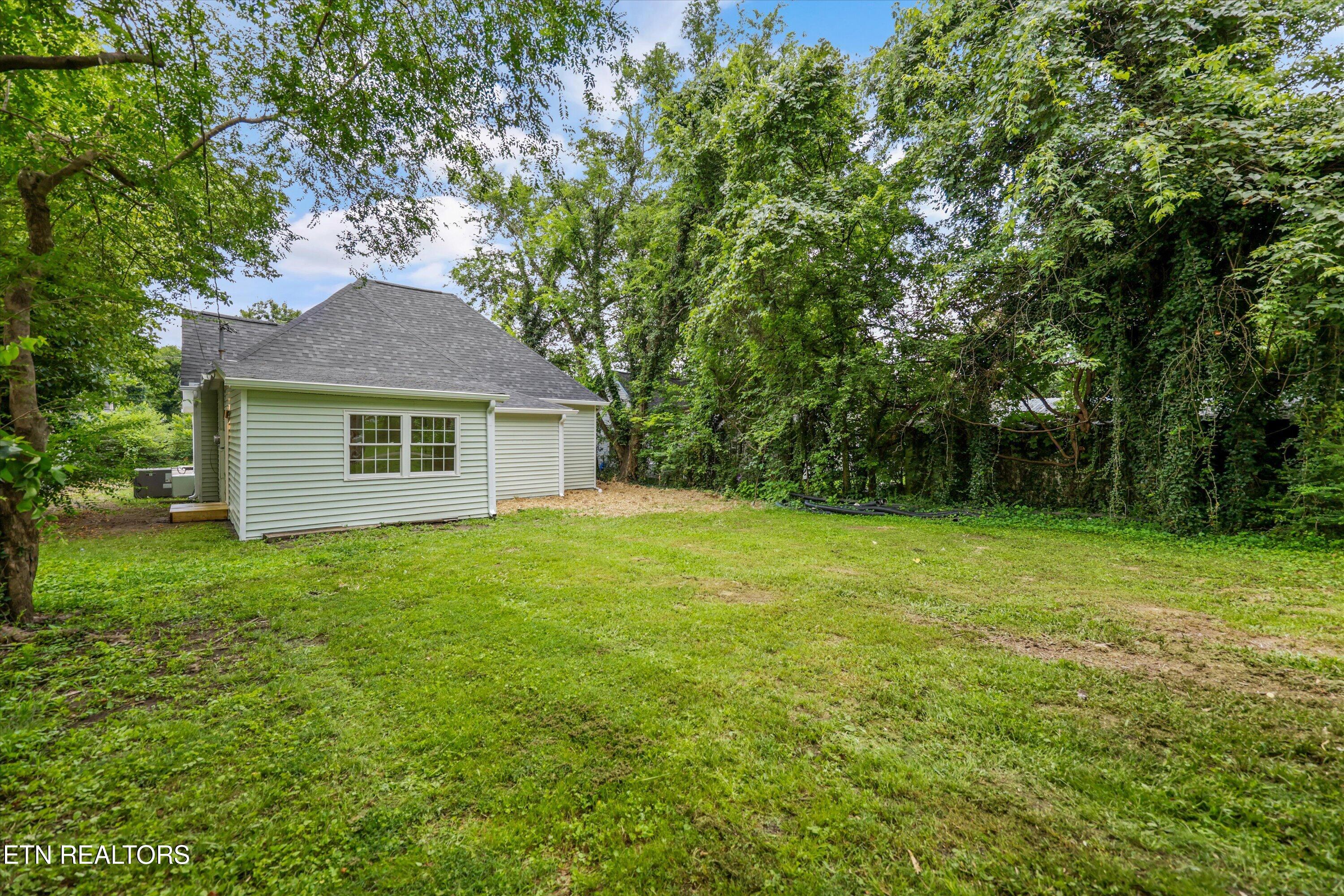 411 E Quincy Avenue Knoxville TN 37917