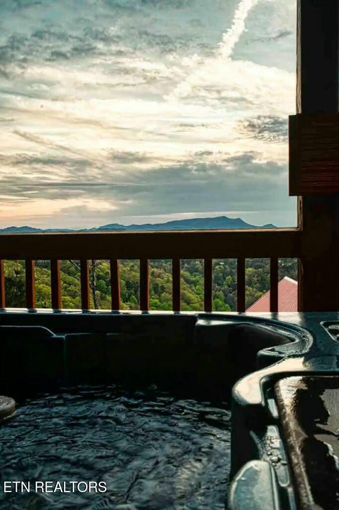 2313 Fox Berry Way Sevierville TN 37876