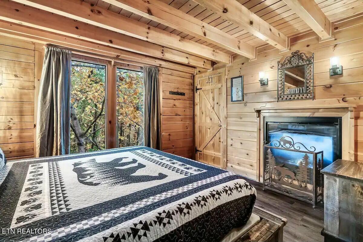 2313 Fox Berry Way Sevierville TN 37876