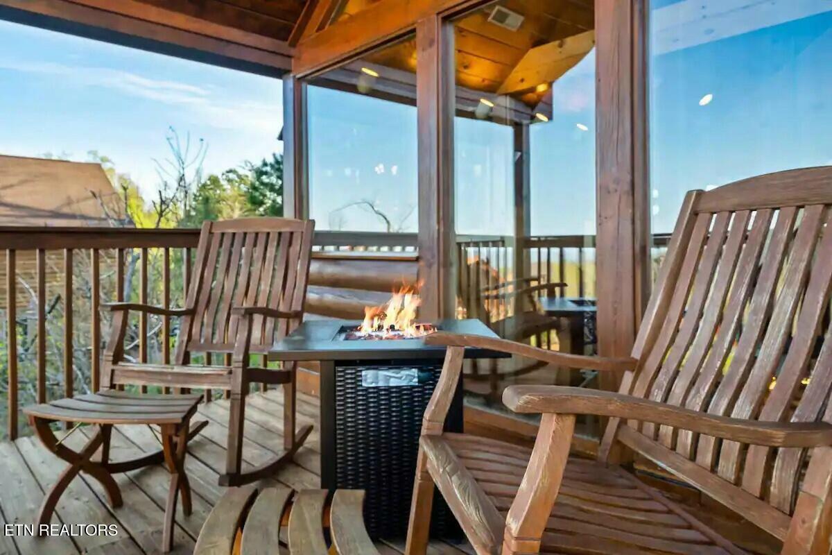 2313 Fox Berry Way Sevierville TN 37876