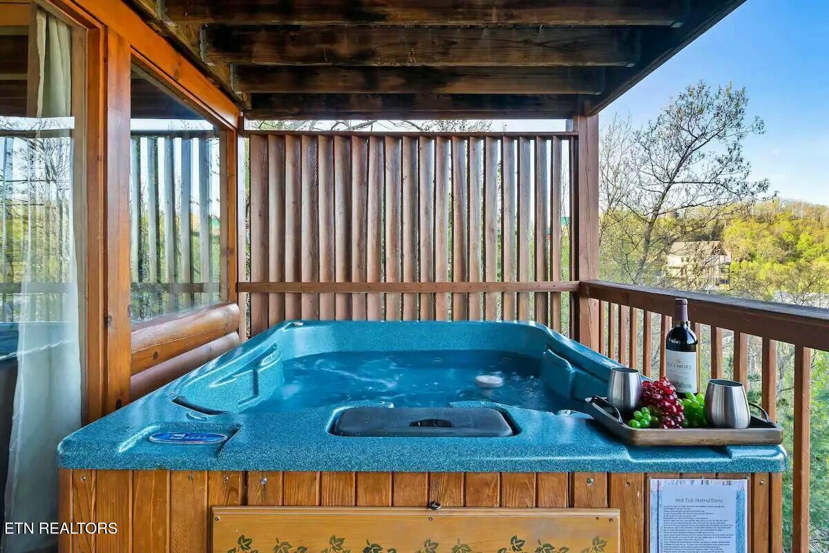2313 Fox Berry Way Sevierville TN 37876