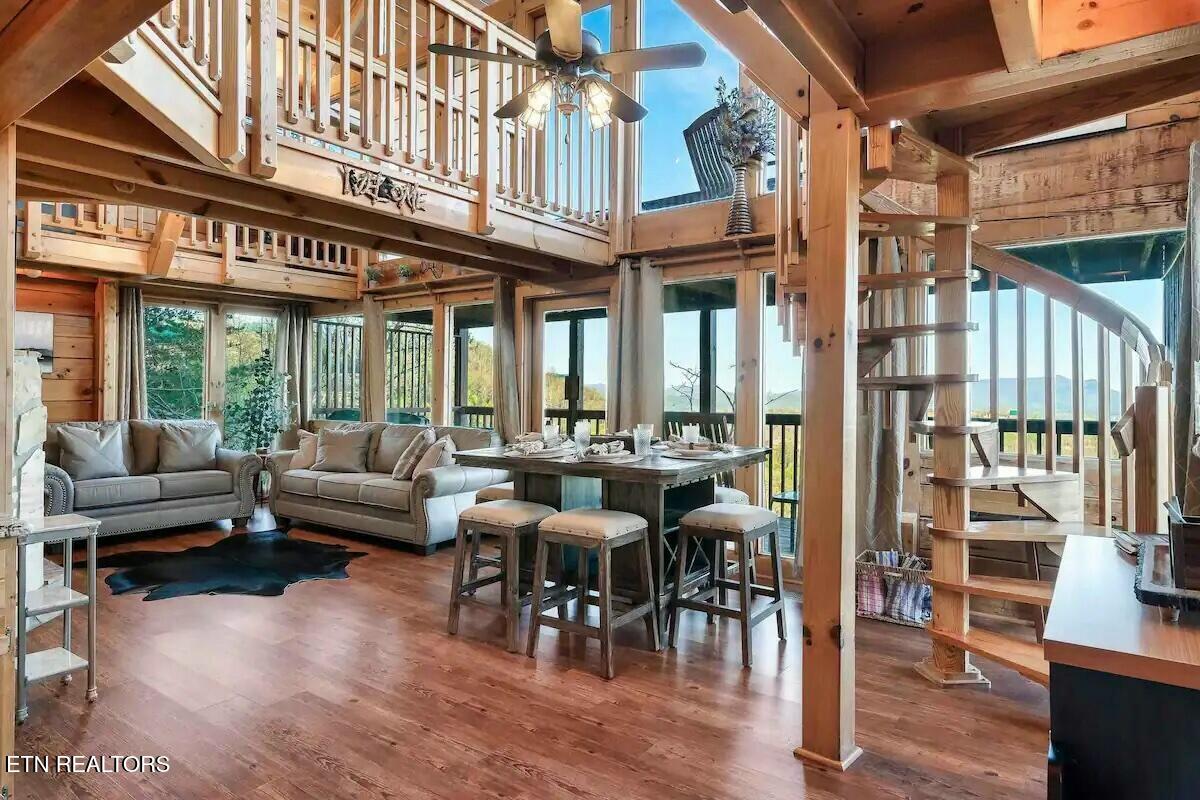 2313 Fox Berry Way Sevierville TN 37876