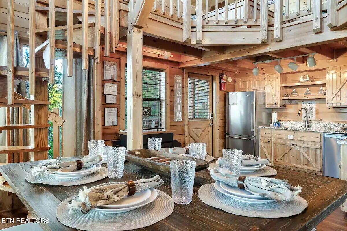 2313 Fox Berry Way Sevierville TN 37876