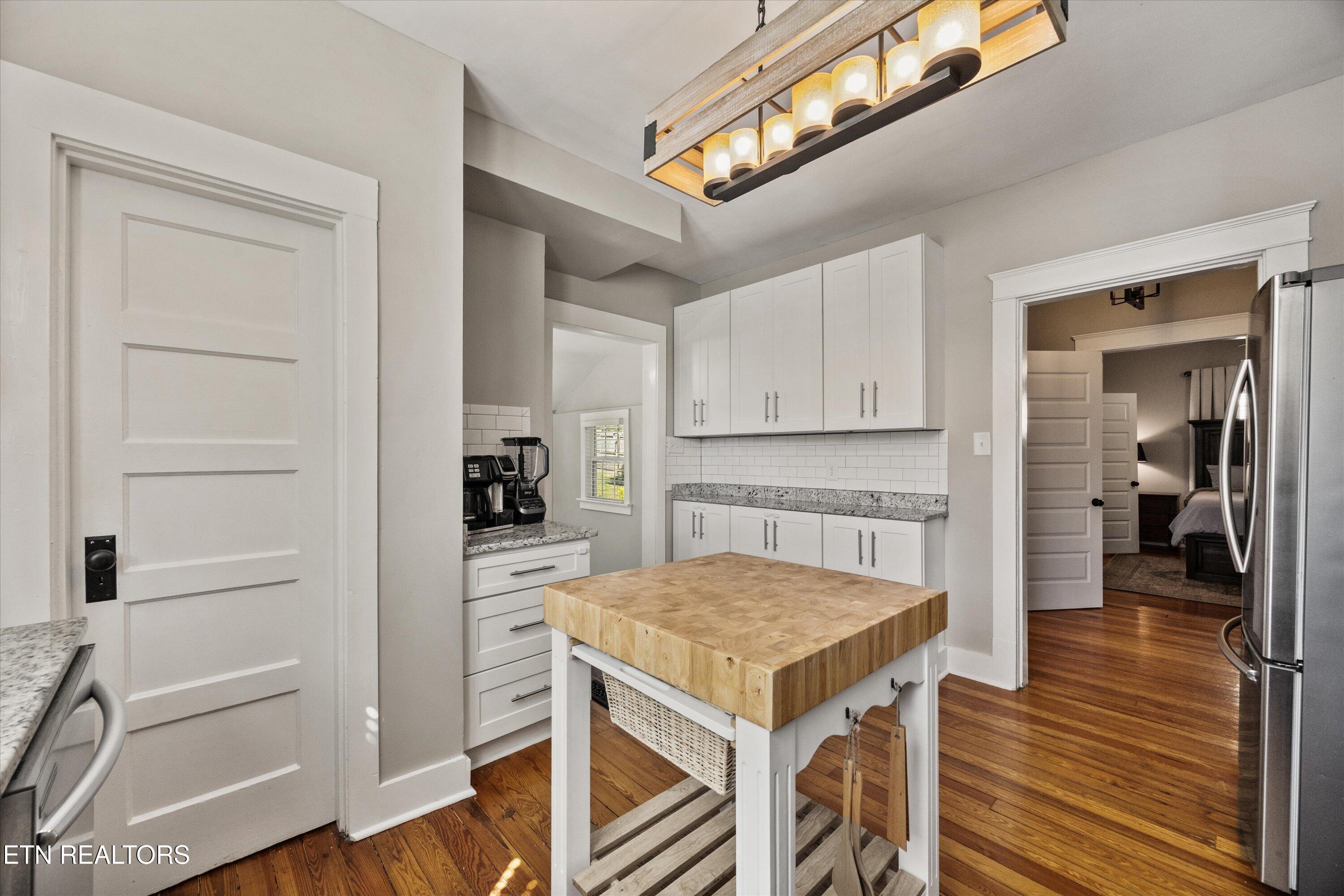 517 Balsam Drive Knoxville TN 37918