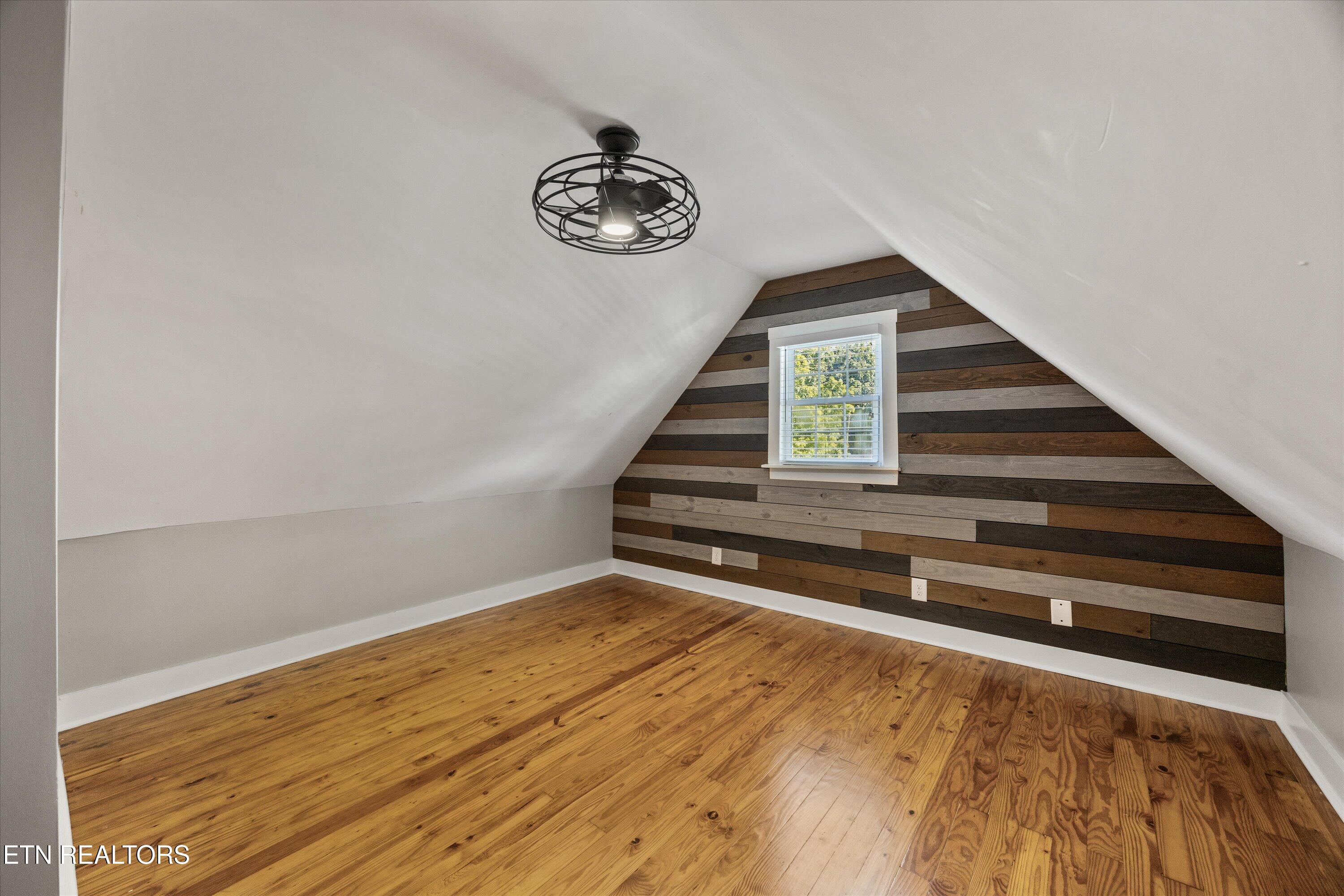 517 Balsam Drive Knoxville TN 37918