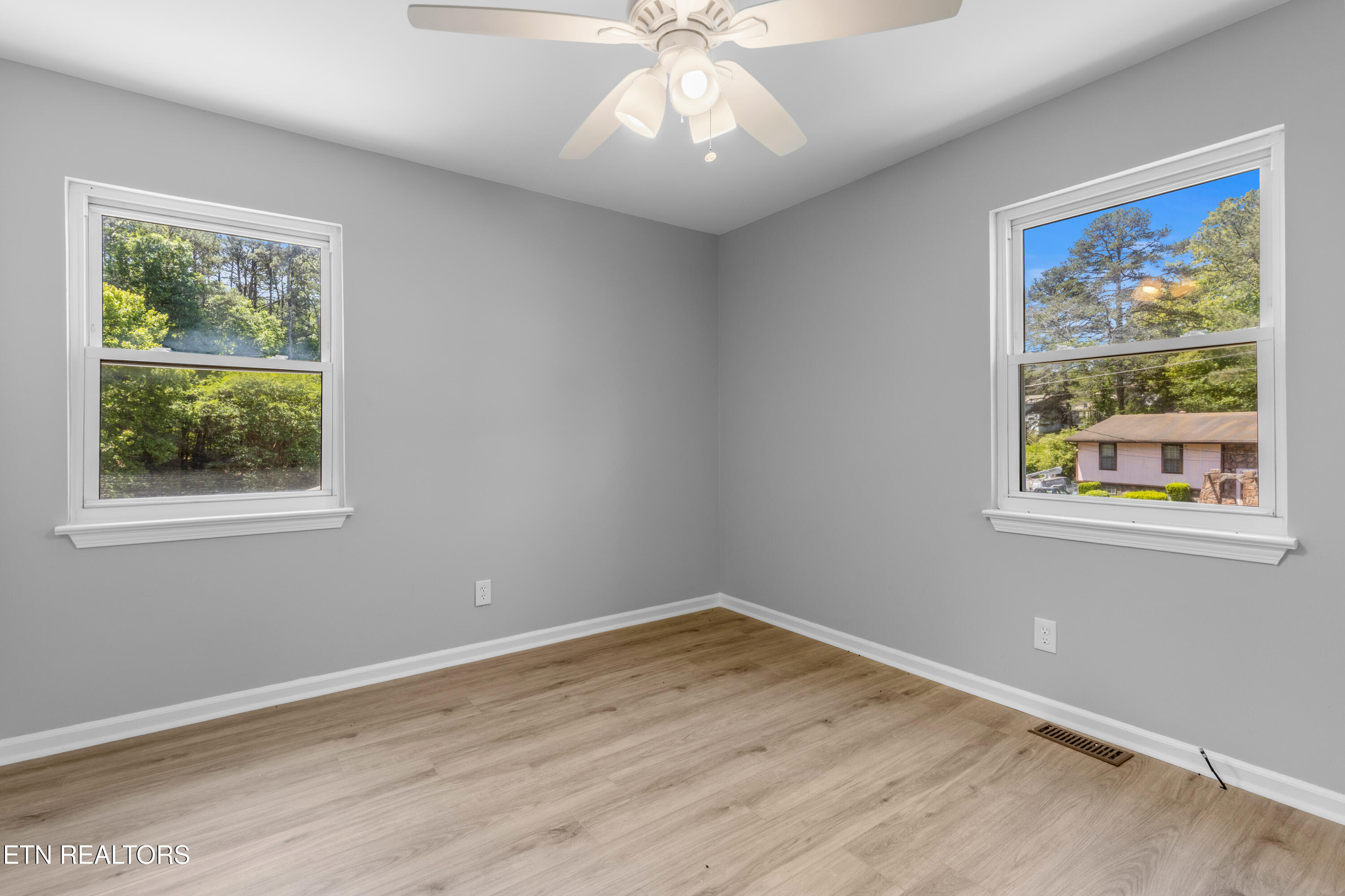 2427 Leann Circle Chattanooga TN 37406