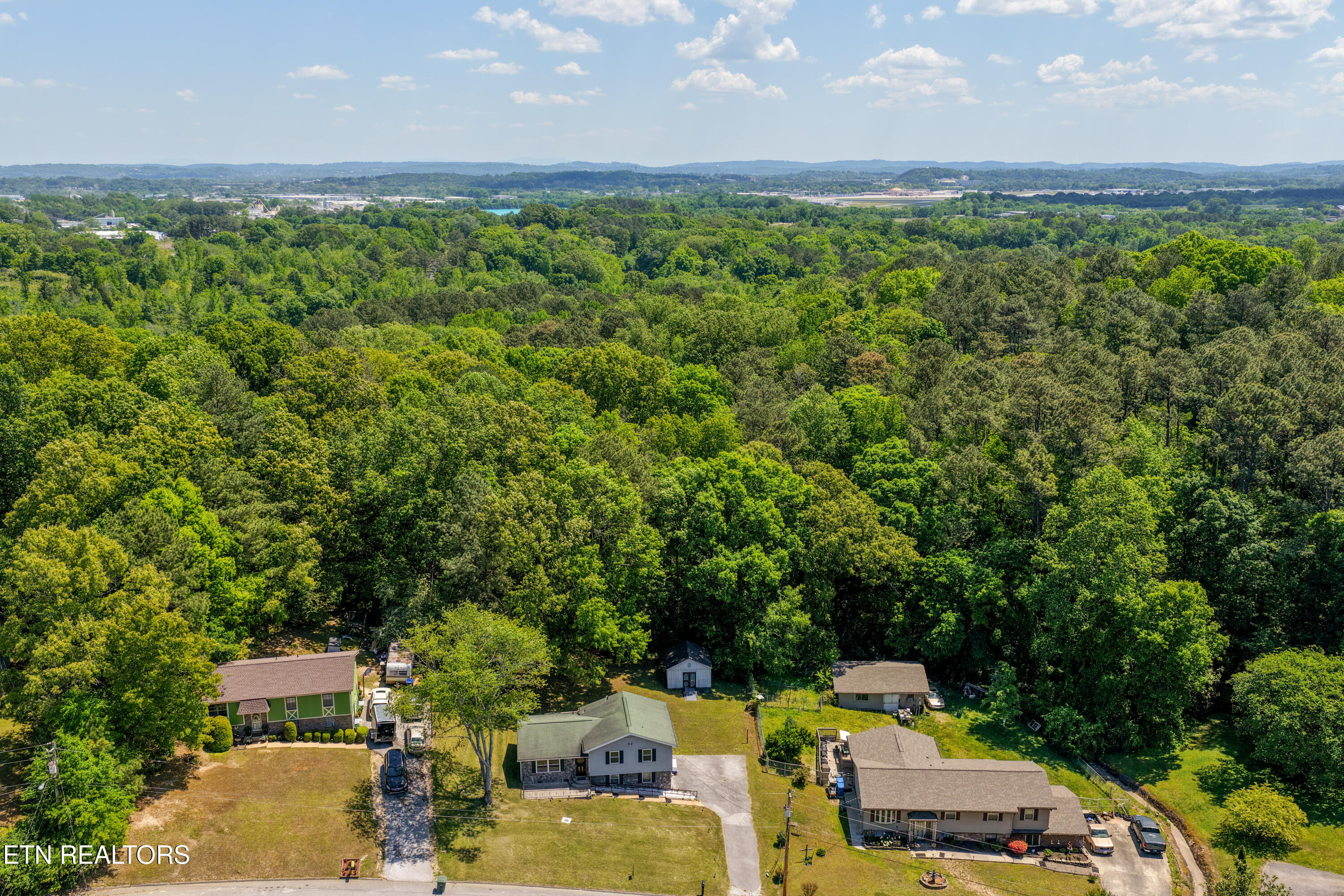2427 Leann Circle Chattanooga TN 37406