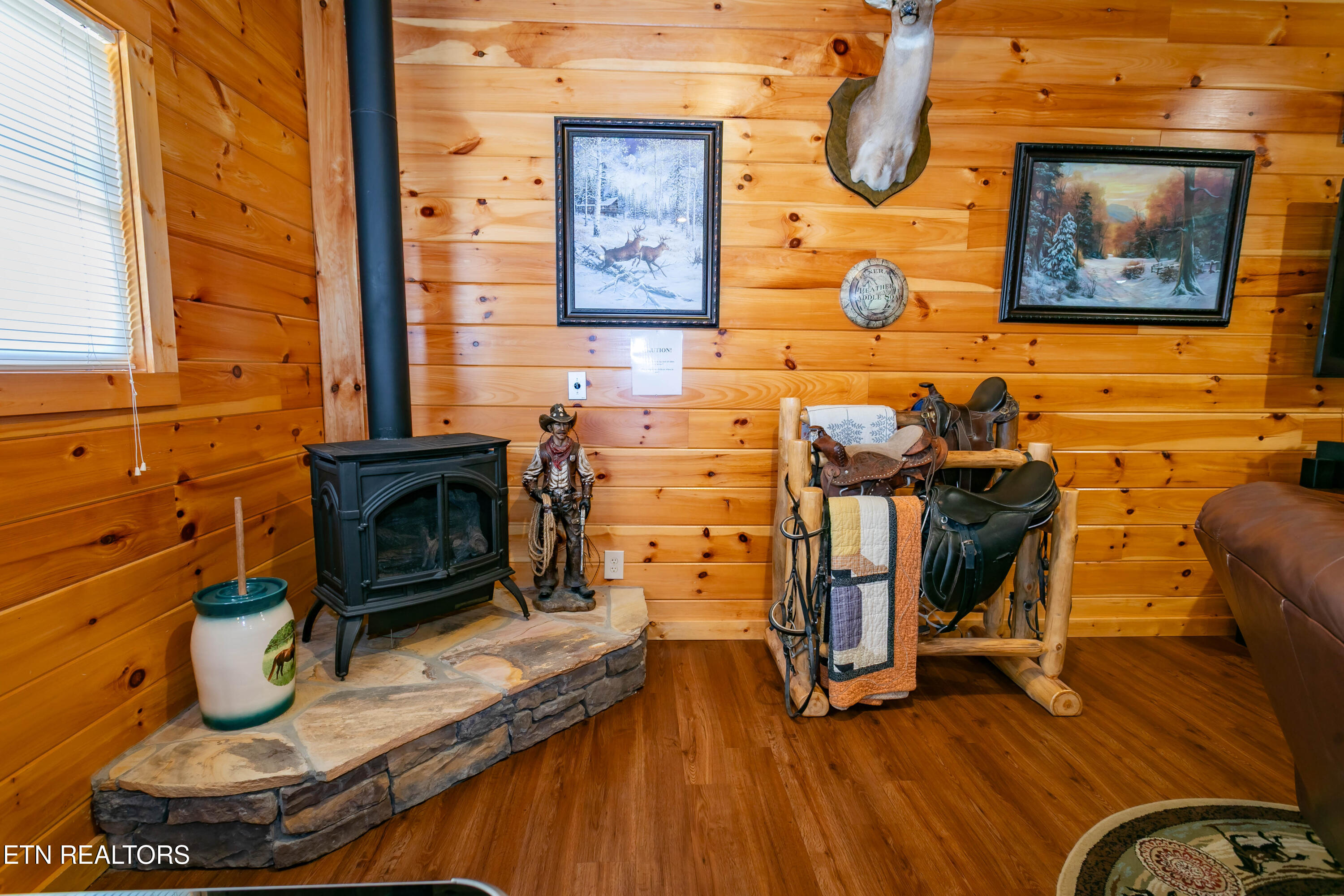 4112 Harvest Moon Road Sevierville TN 37862