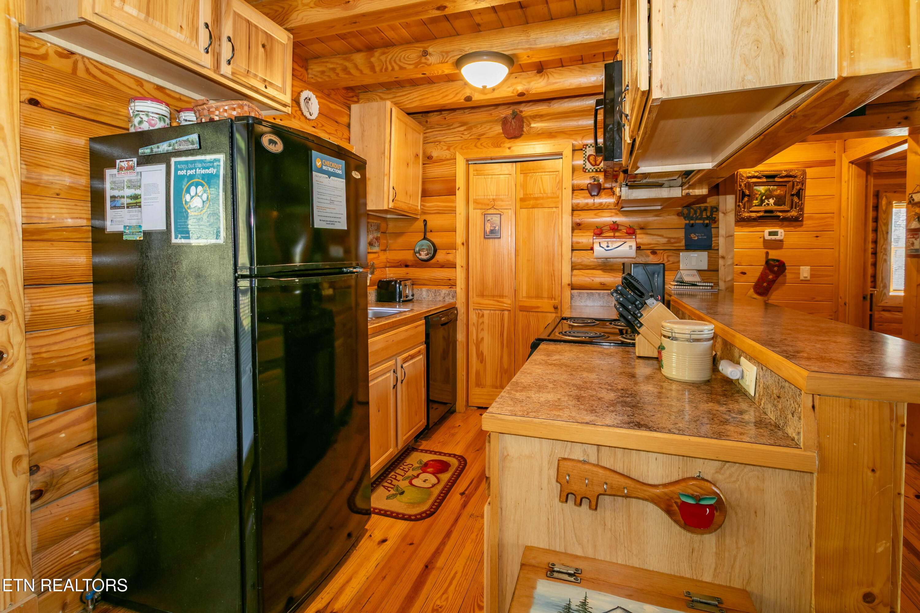 4112 Harvest Moon Road Sevierville TN 37862