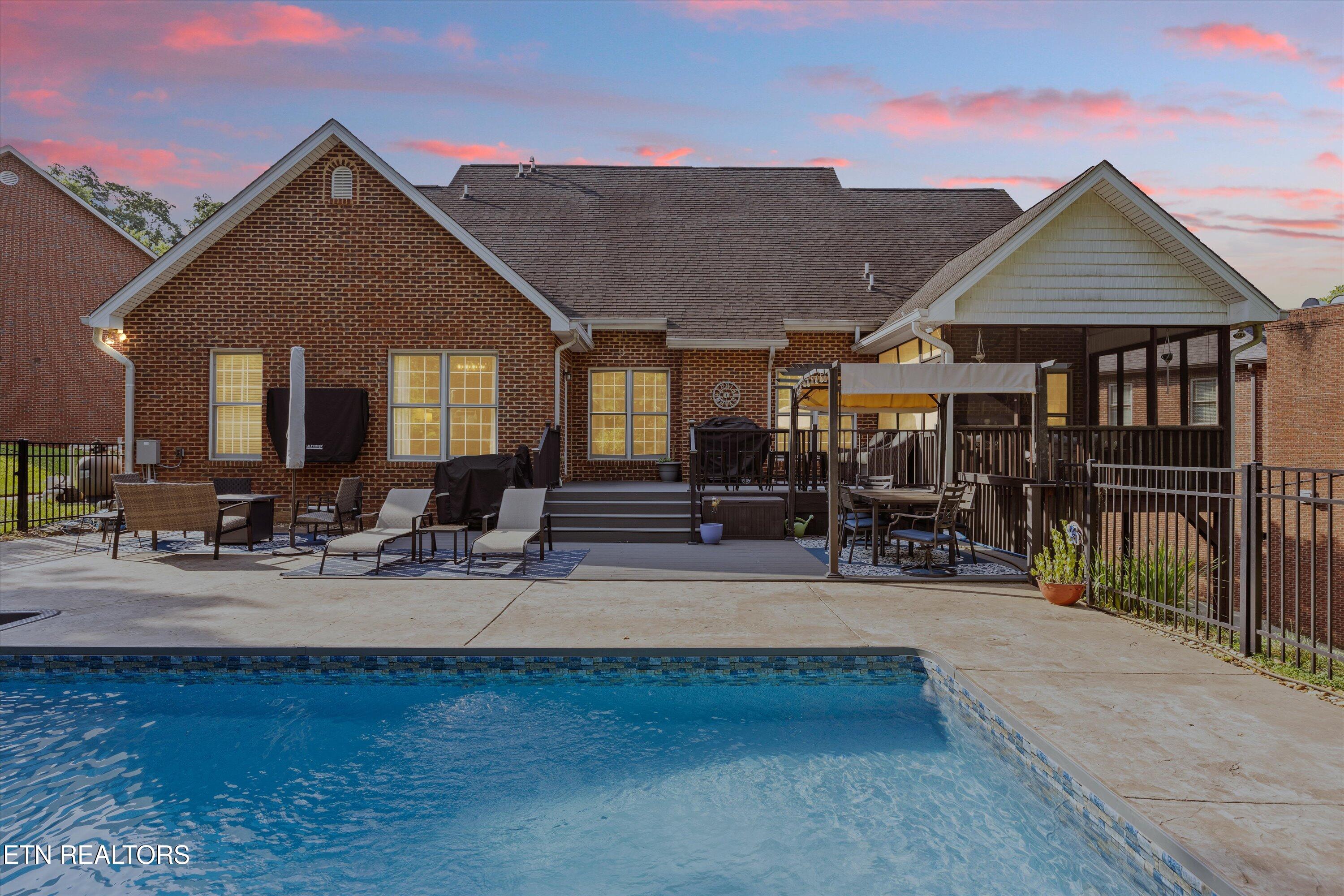 901 Crown Ridge Lane Powell TN 37849