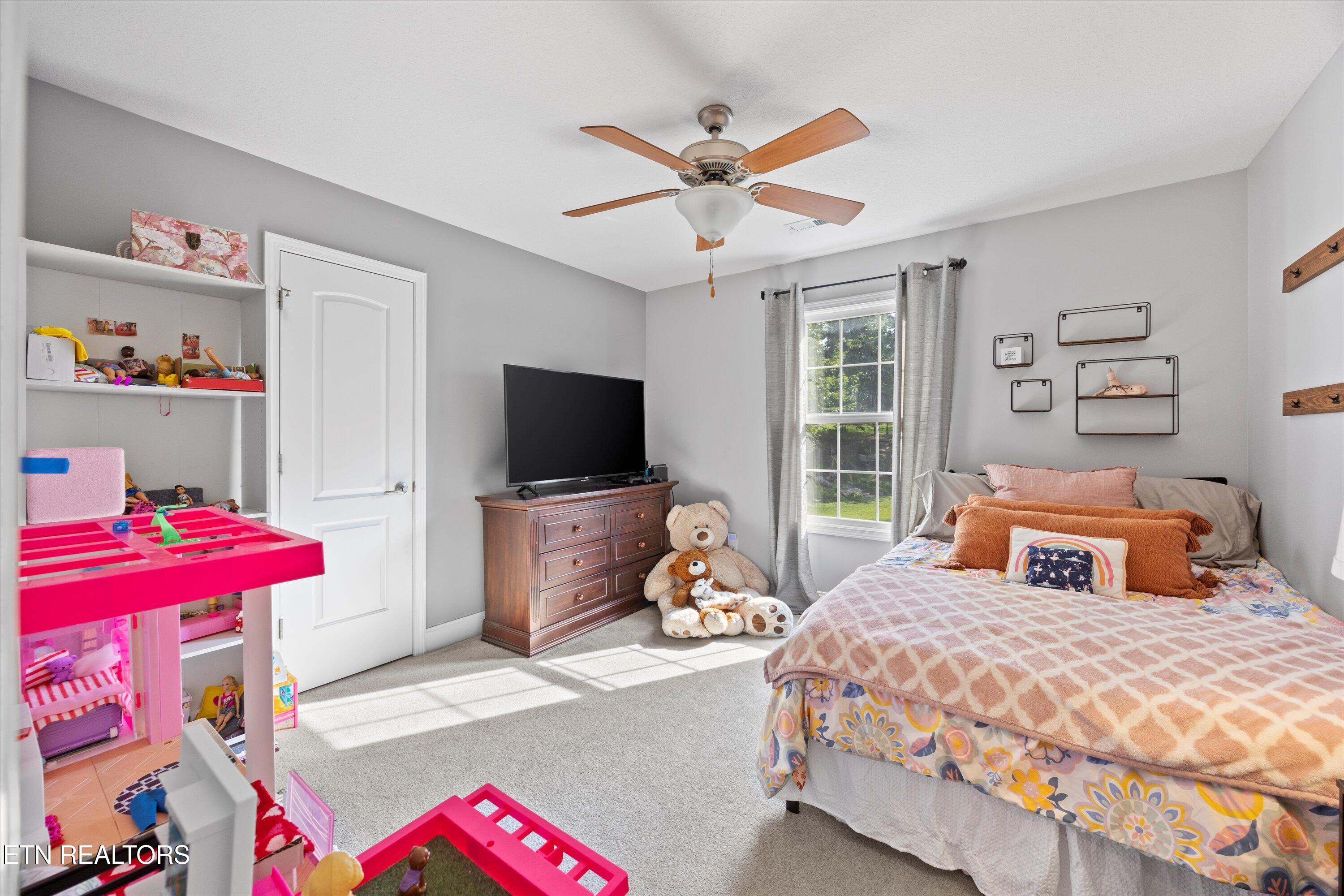 901 Crown Ridge Lane Powell TN 37849