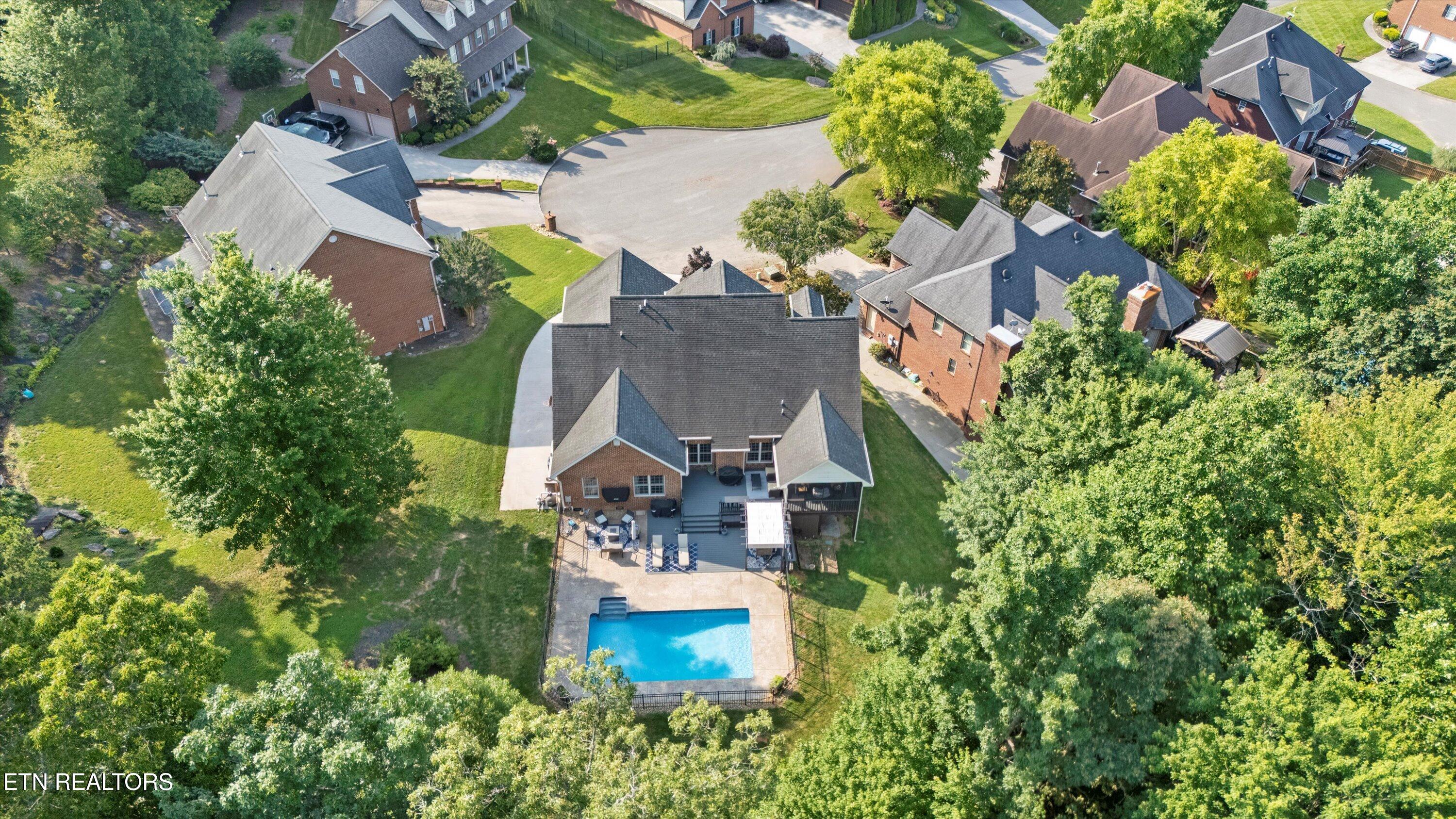 901 Crown Ridge Lane Powell TN 37849