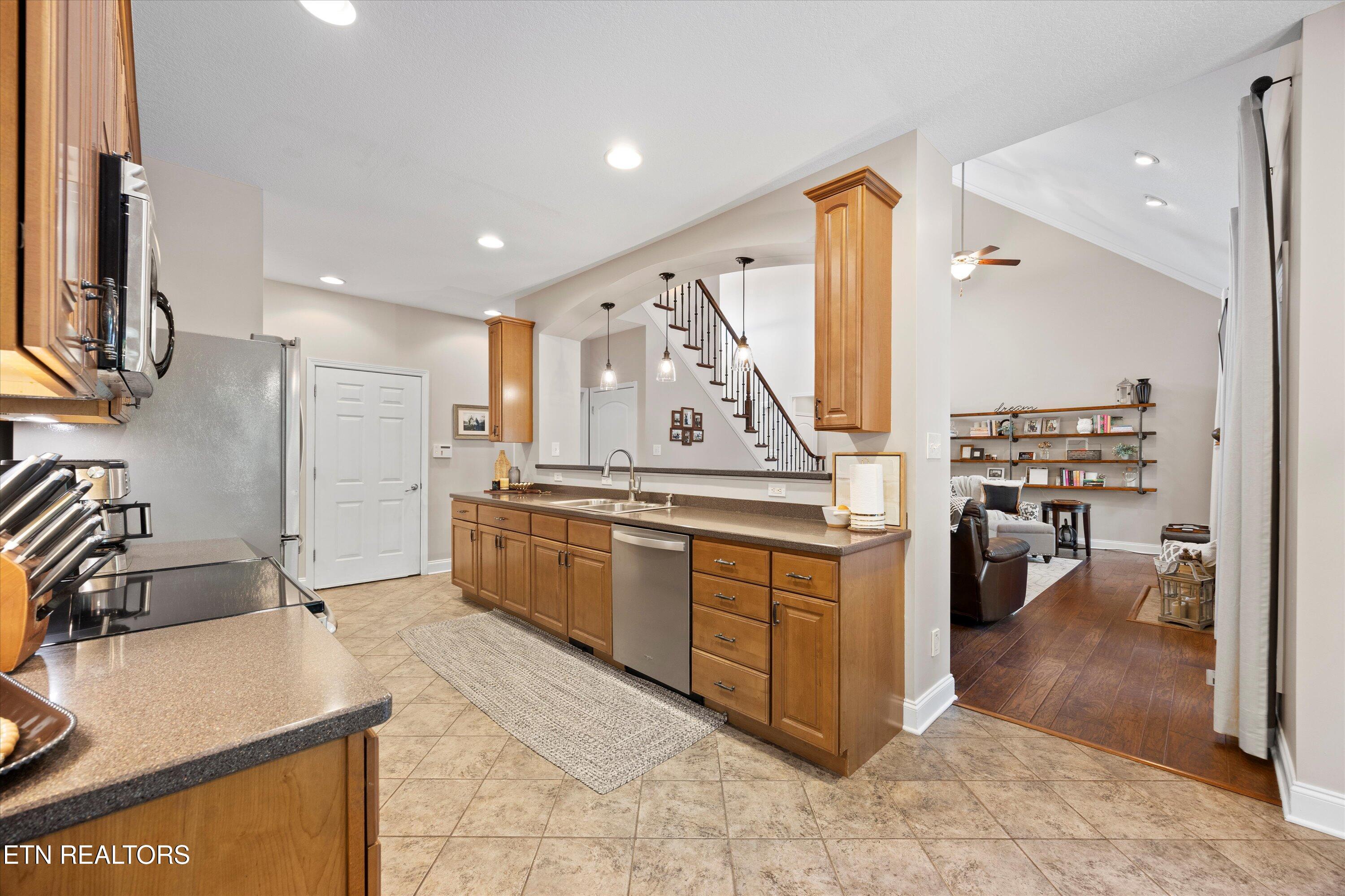 901 Crown Ridge Lane Powell TN 37849