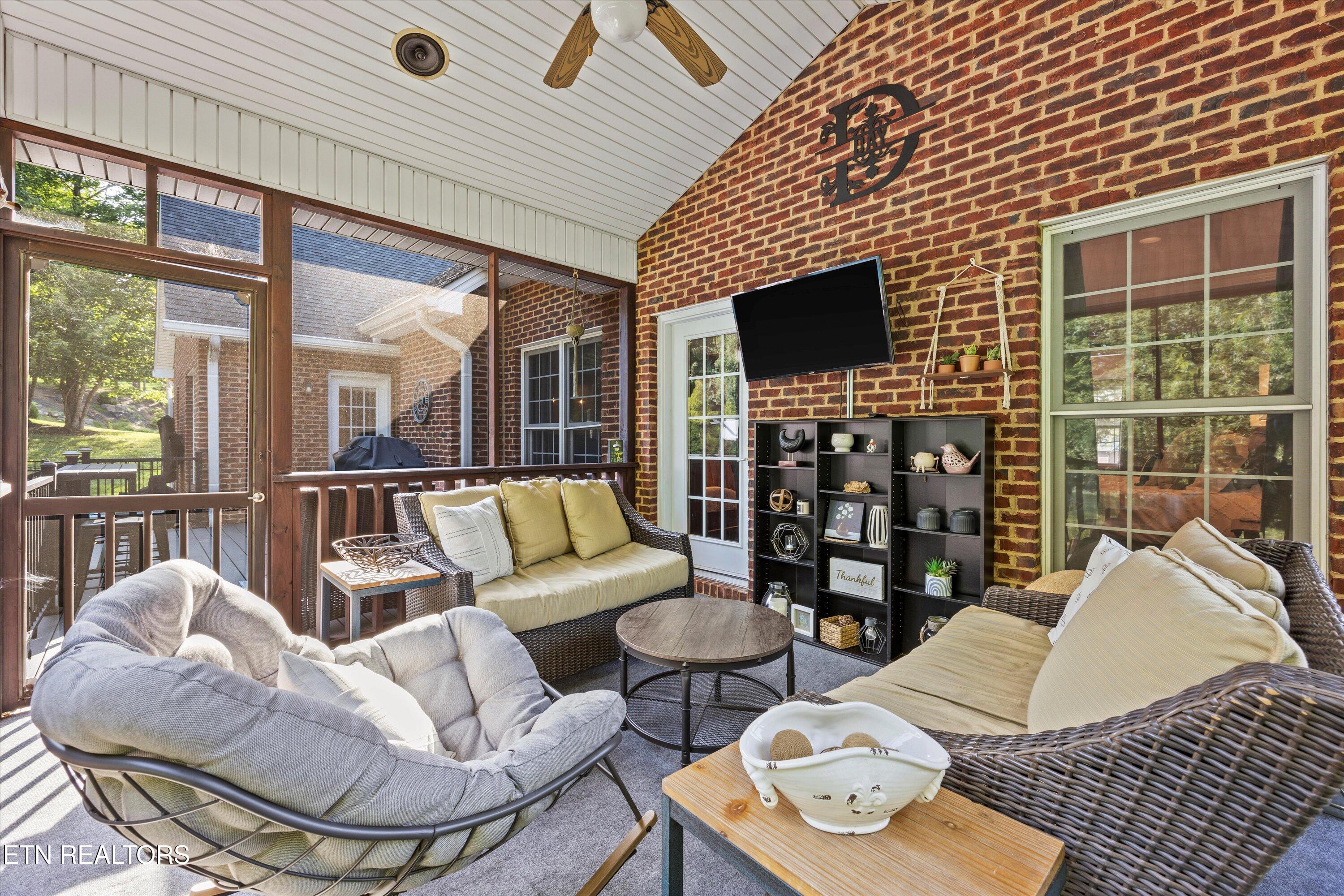 901 Crown Ridge Lane Powell TN 37849
