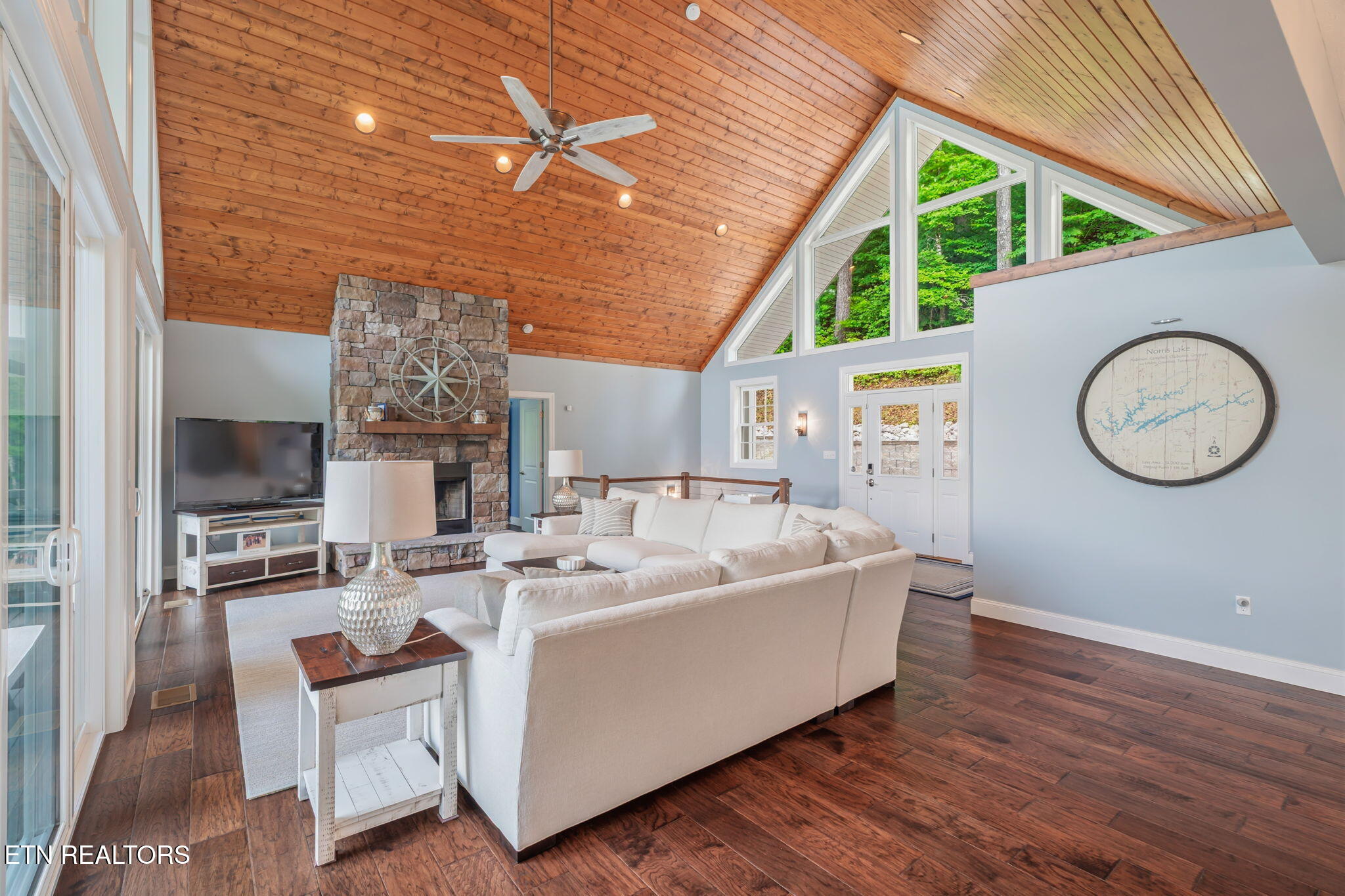1779 Cove Pointe Road Lafollette TN 37766