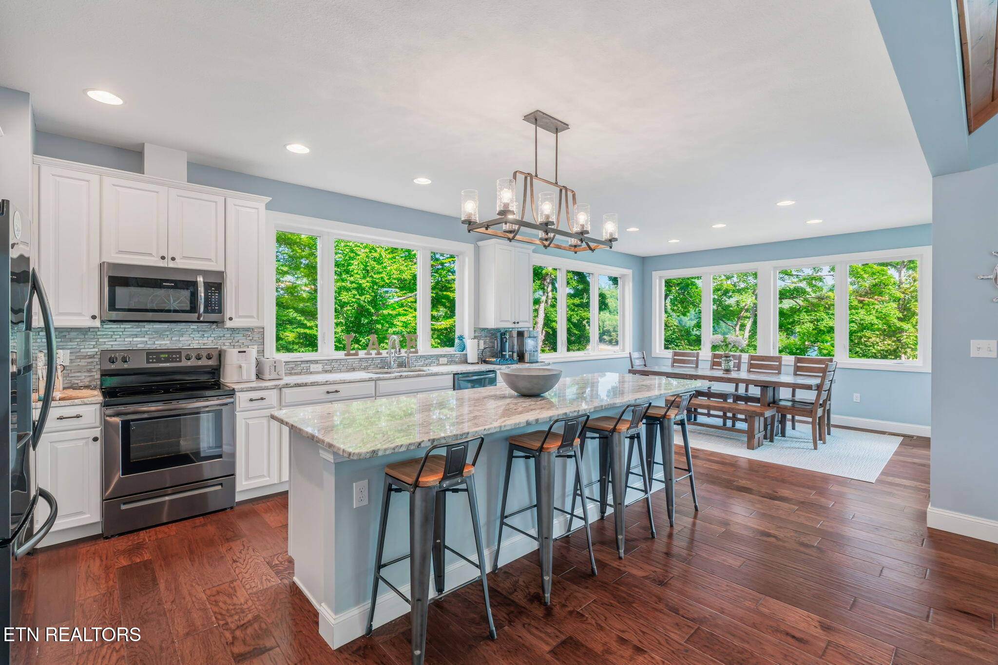 1779 Cove Pointe Road Lafollette TN 37766