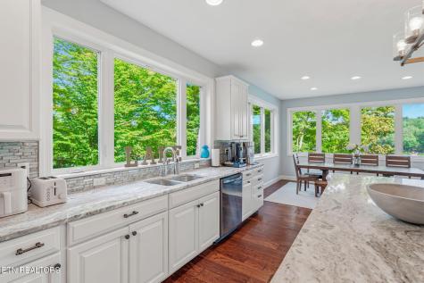 1779 Cove Pointe Road Lafollette TN 37766