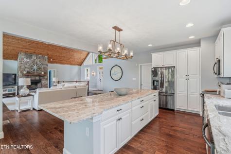 1779 Cove Pointe Road Lafollette TN 37766