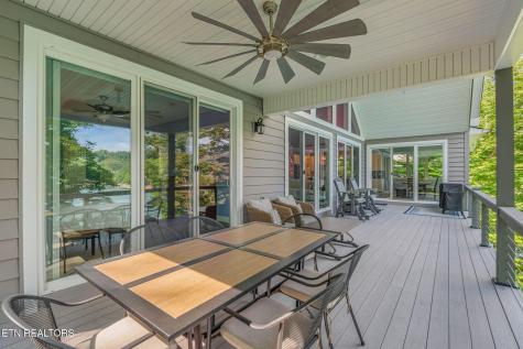1779 Cove Pointe Road Lafollette TN 37766
