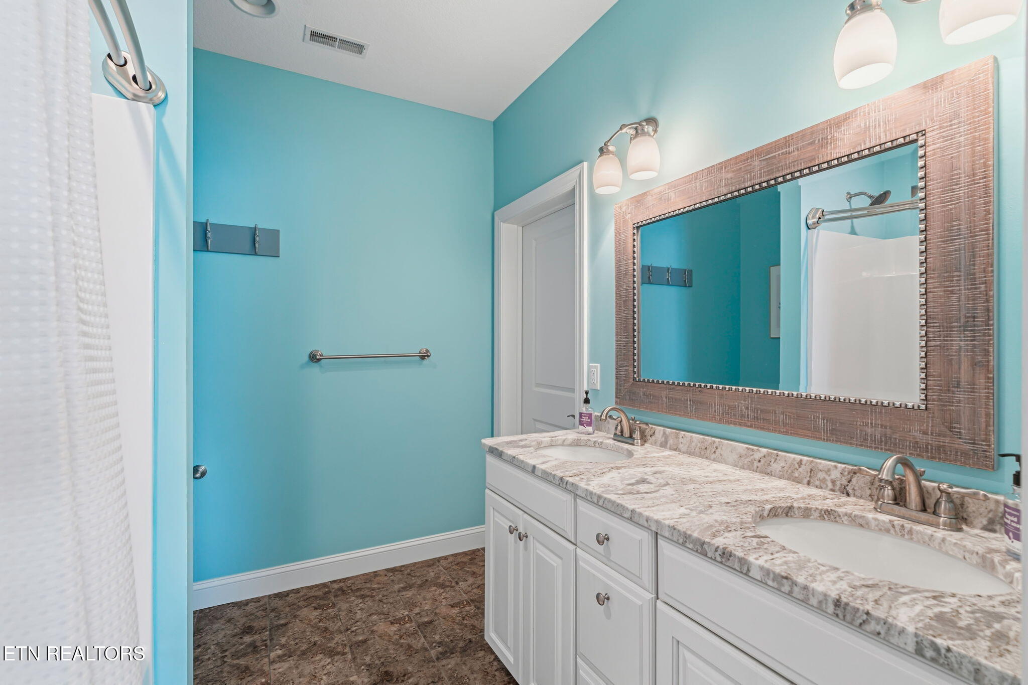 1779 Cove Pointe Road Lafollette TN 37766