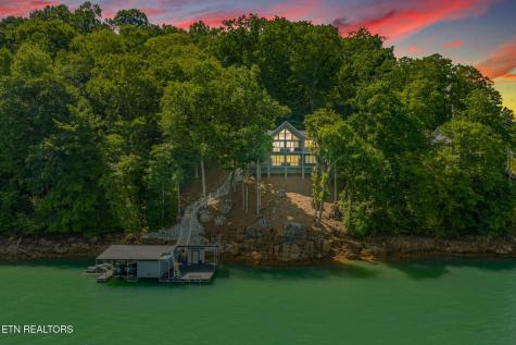 1779 Cove Pointe Road Lafollette TN 37766