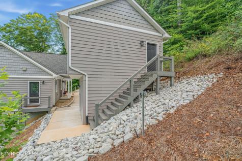 1779 Cove Pointe Road Lafollette TN 37766