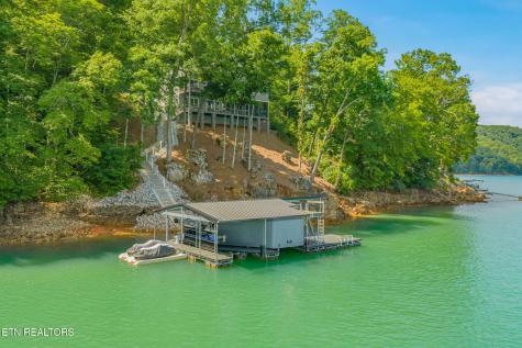 1779 Cove Pointe Road Lafollette TN 37766