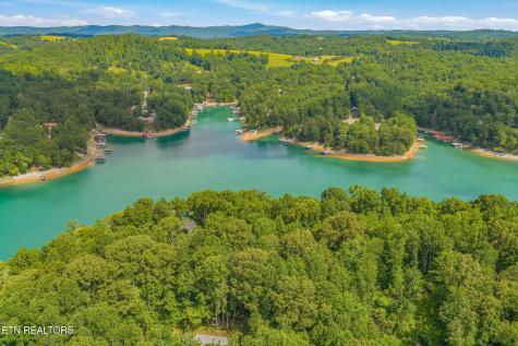 1779 Cove Pointe Road Lafollette TN 37766