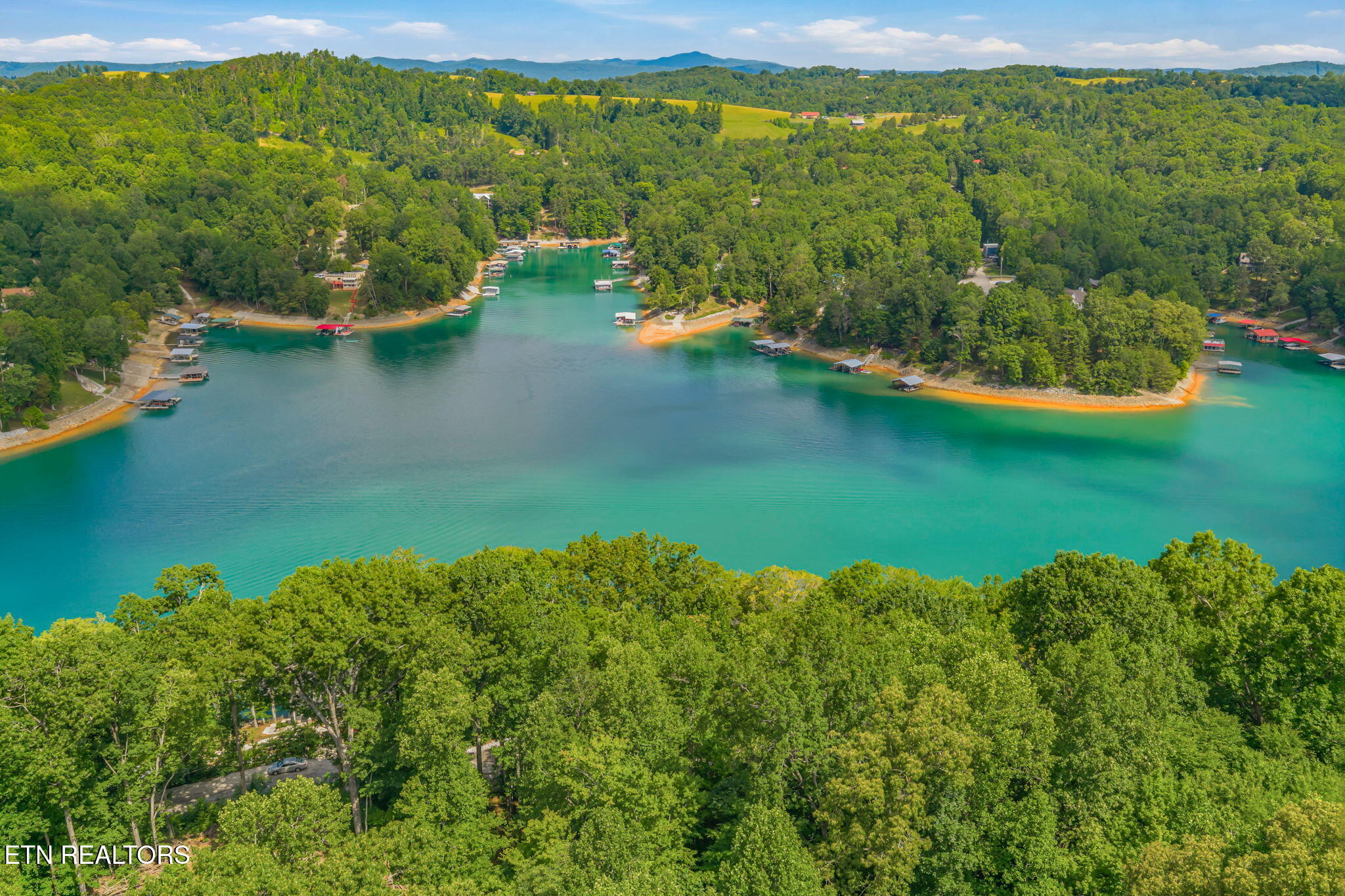 1779 Cove Pointe Road Lafollette TN 37766
