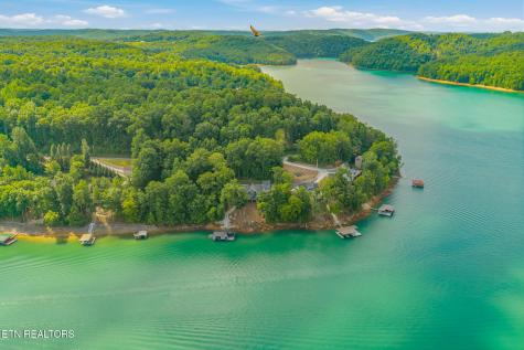 1779 Cove Pointe Road Lafollette TN 37766