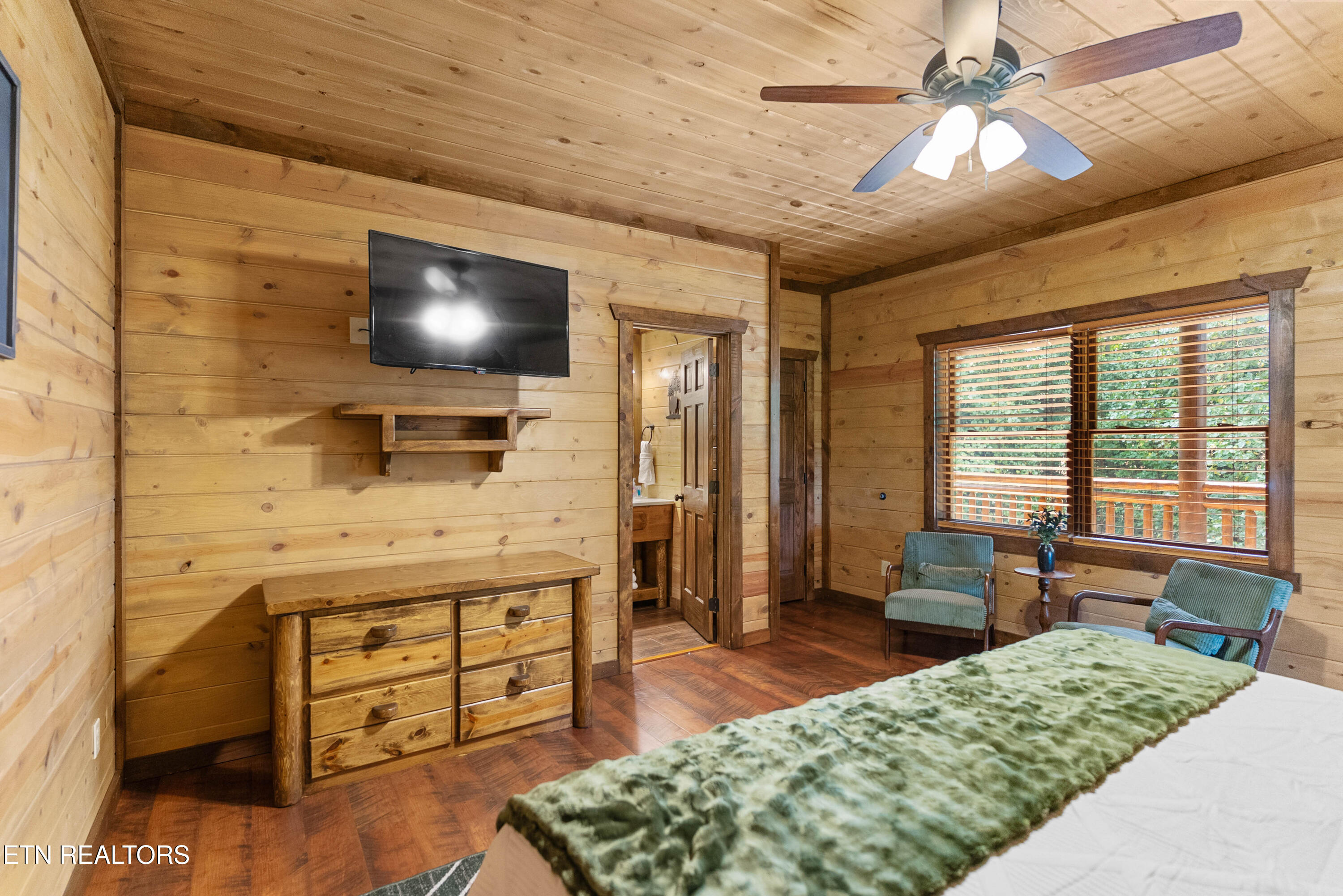 2822 Owens Ridge Way Sevierville TN 37876