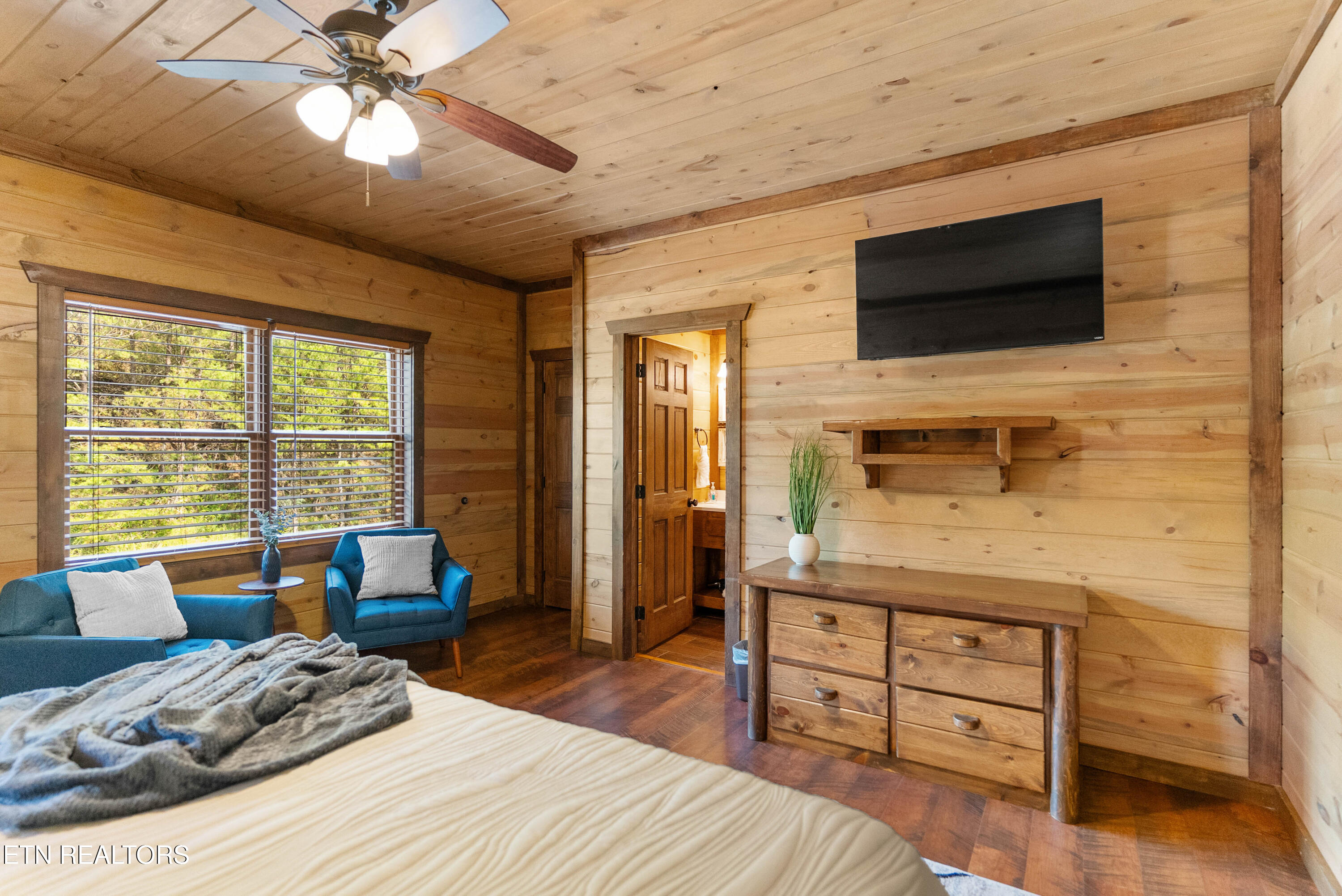 2822 Owens Ridge Way Sevierville TN 37876