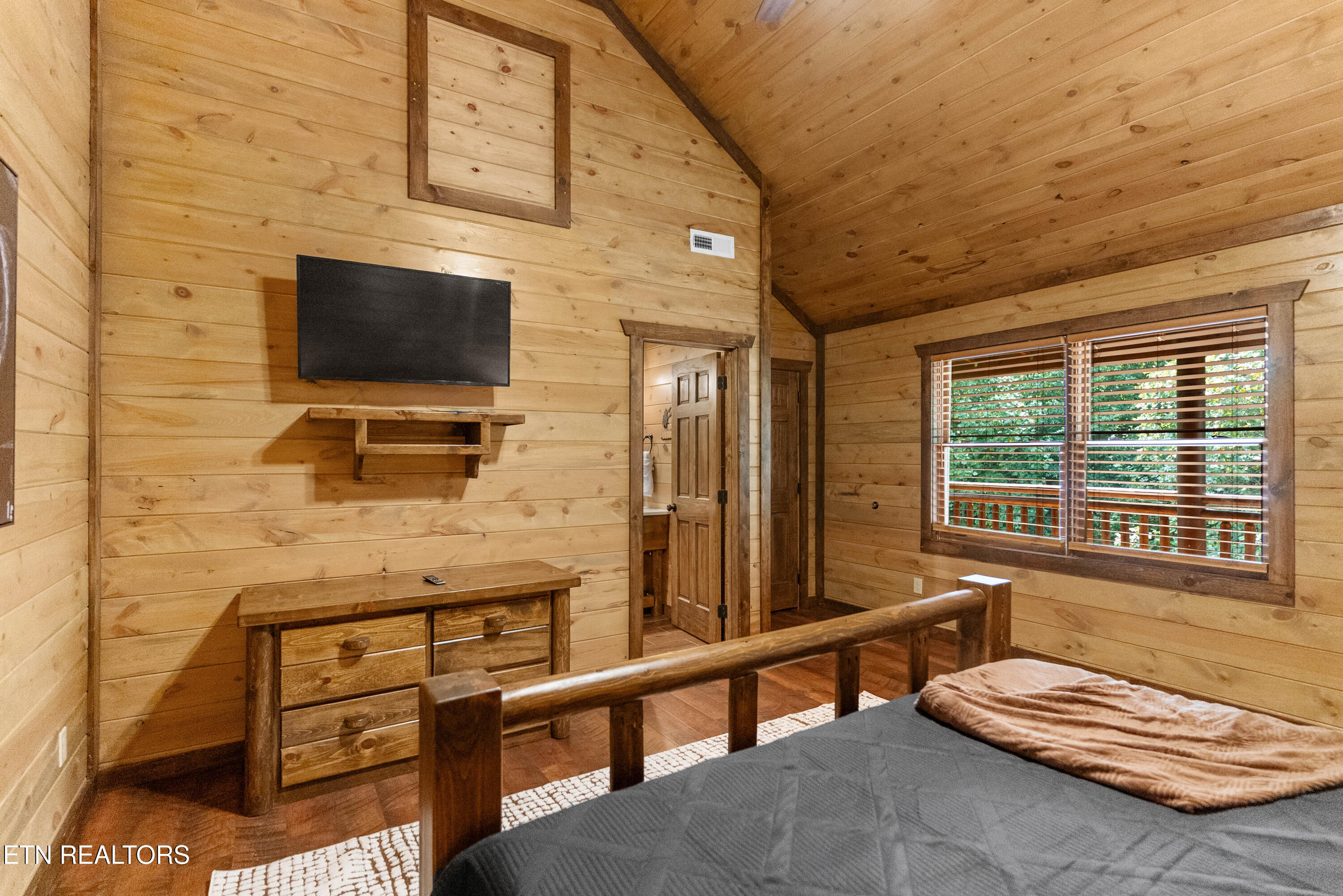 2822 Owens Ridge Way Sevierville TN 37876