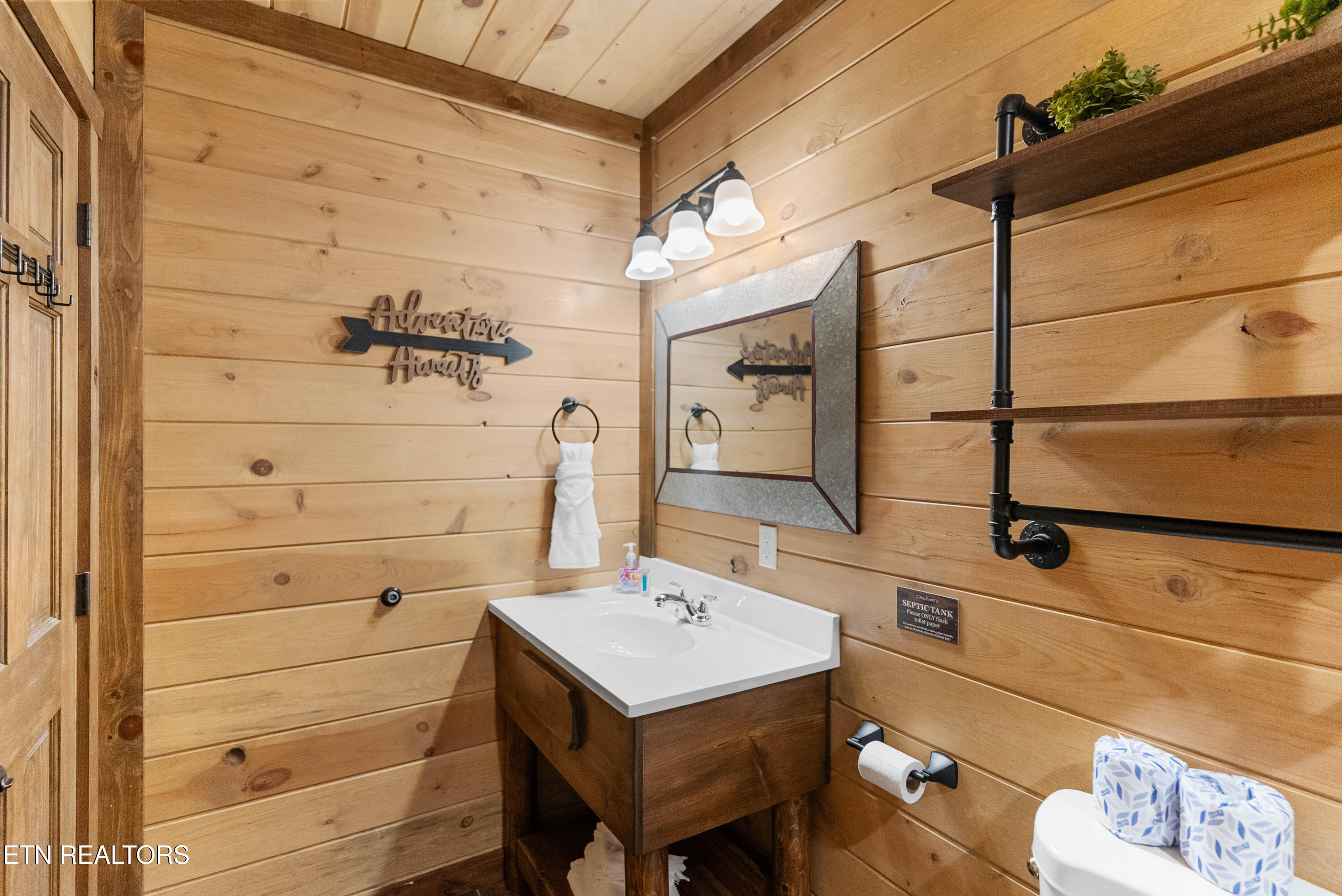 2822 Owens Ridge Way Sevierville TN 37876