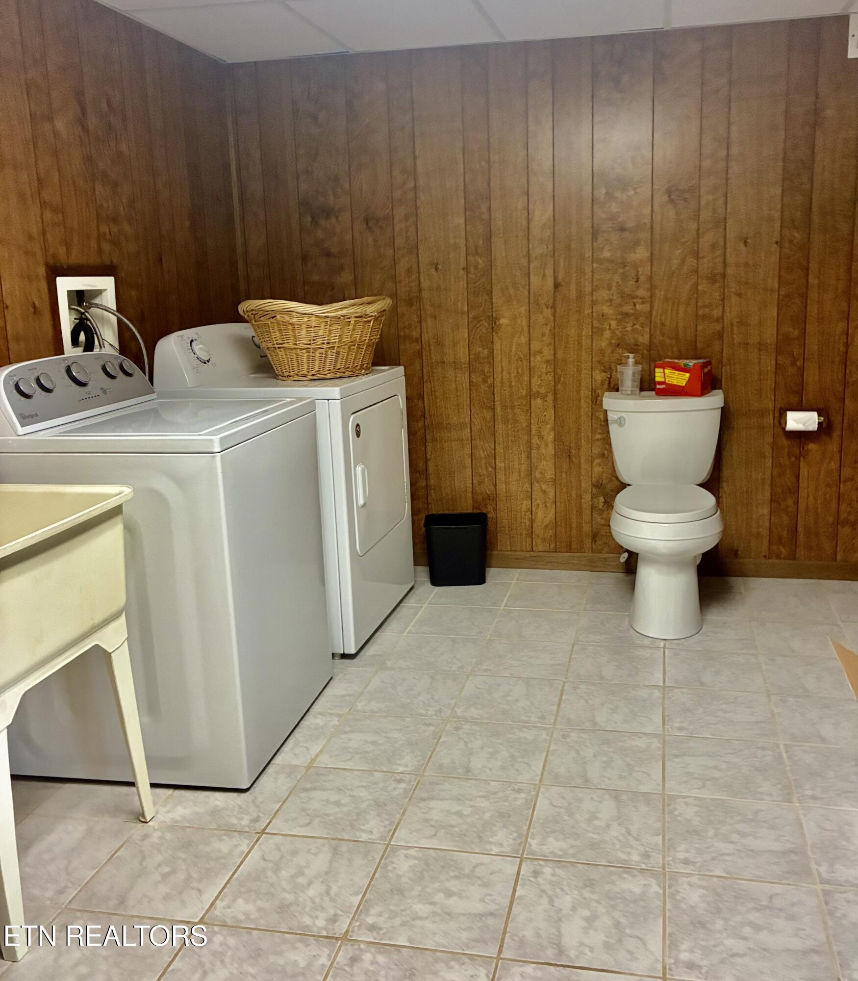 536 Top Lane Seymour TN 37865