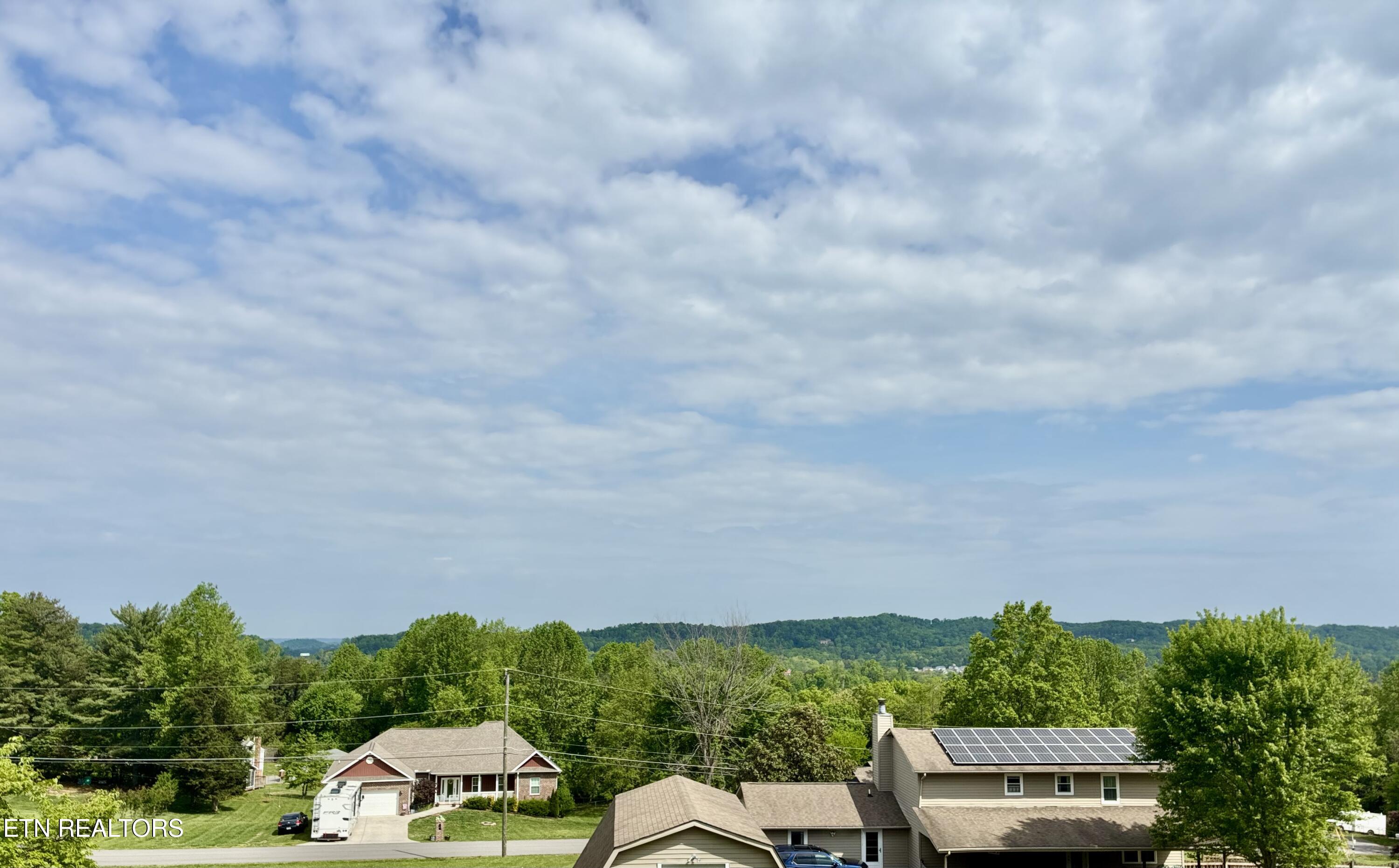 536 Top Lane Seymour TN 37865