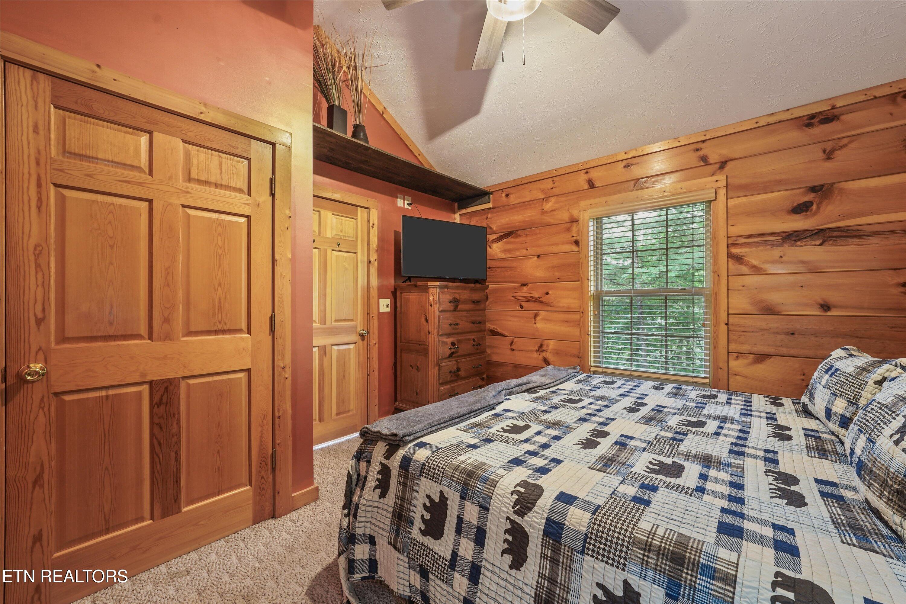 2624 Blanket Mountain Way Sevierville TN 37862