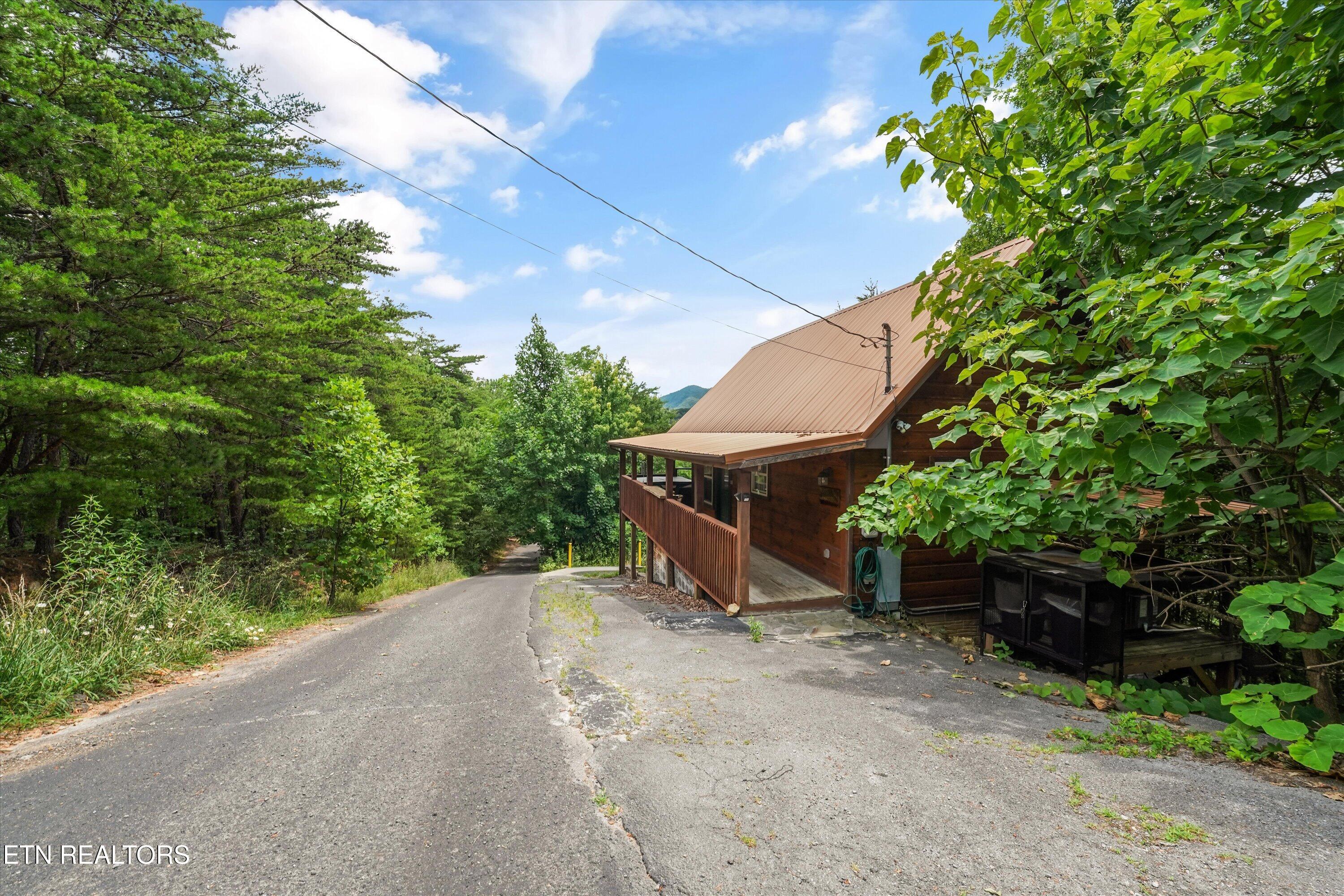 2624 Blanket Mountain Way Sevierville TN 37862