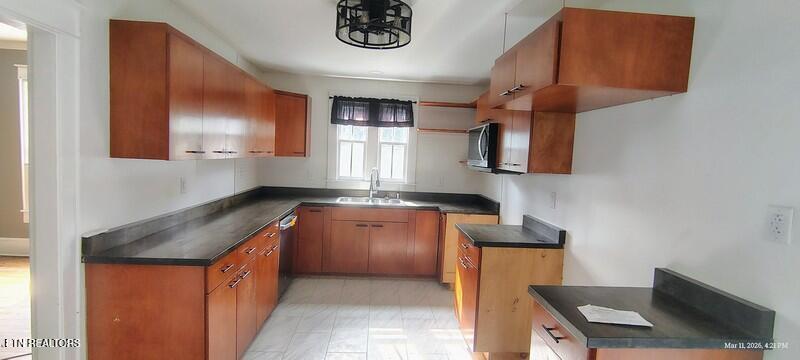 123 E Athens Street Englewood TN 37329