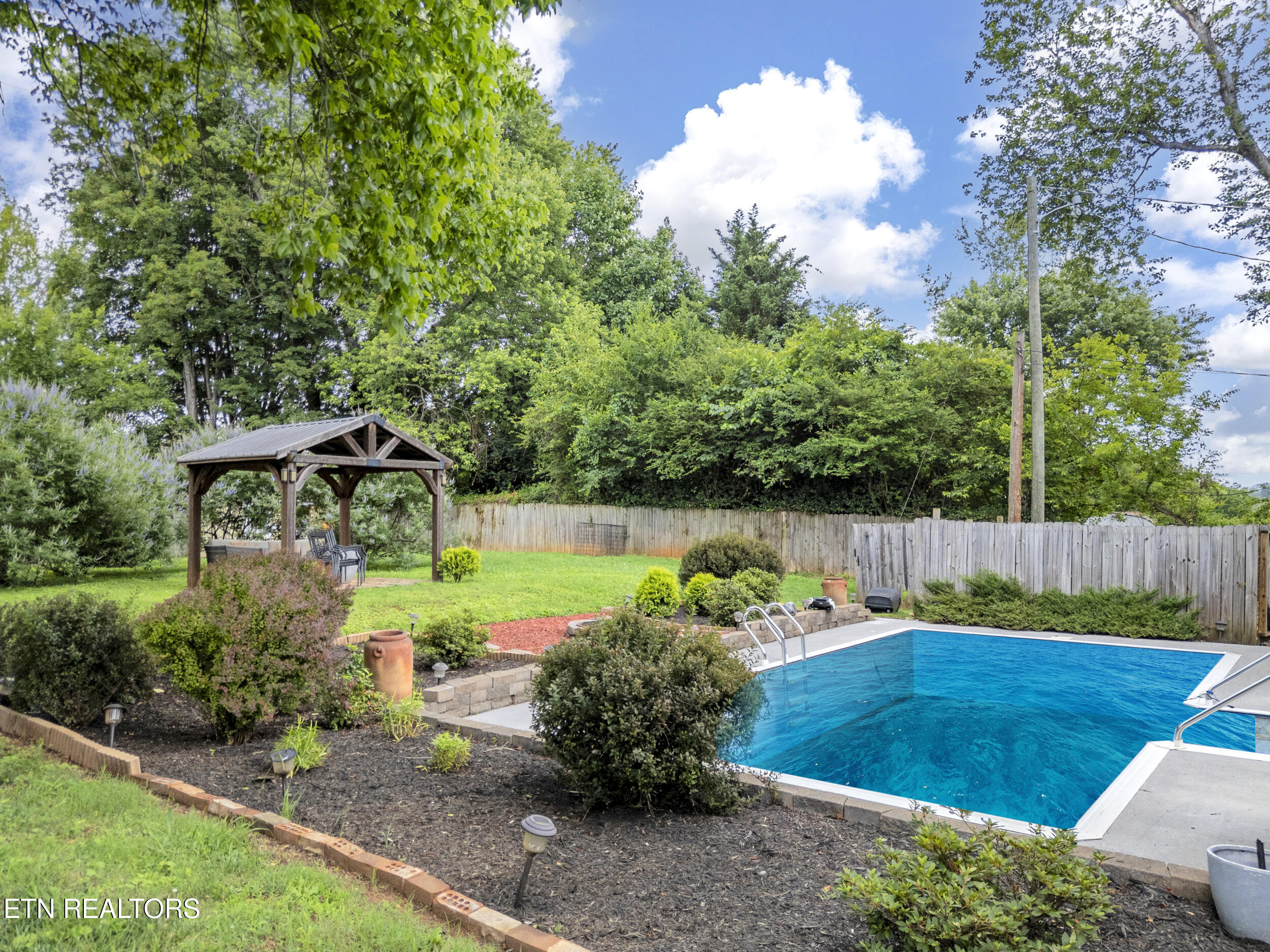 2311 Fair Drive Knoxville TN 37918