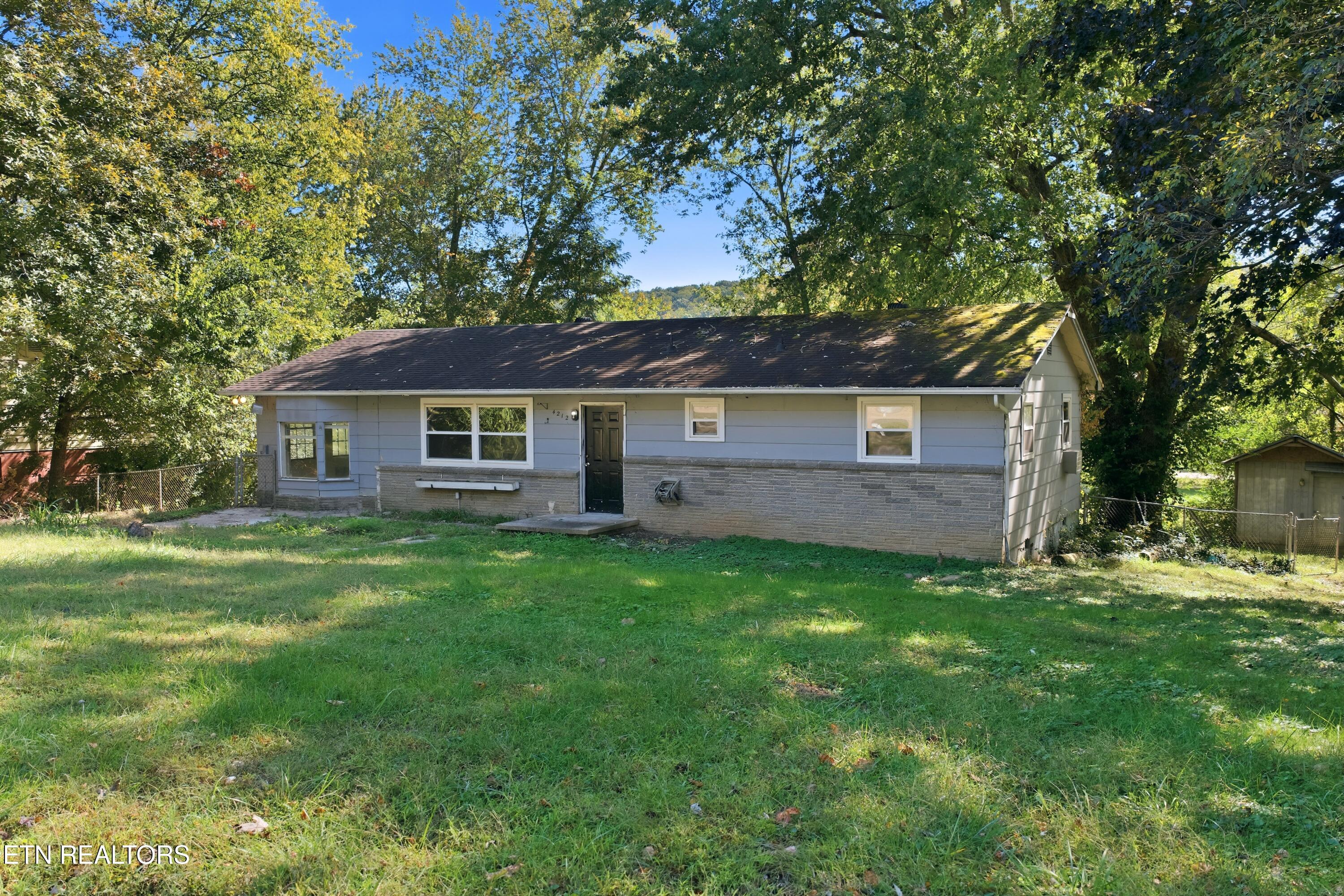 4212 O'hara Drive Knoxville TN 37918