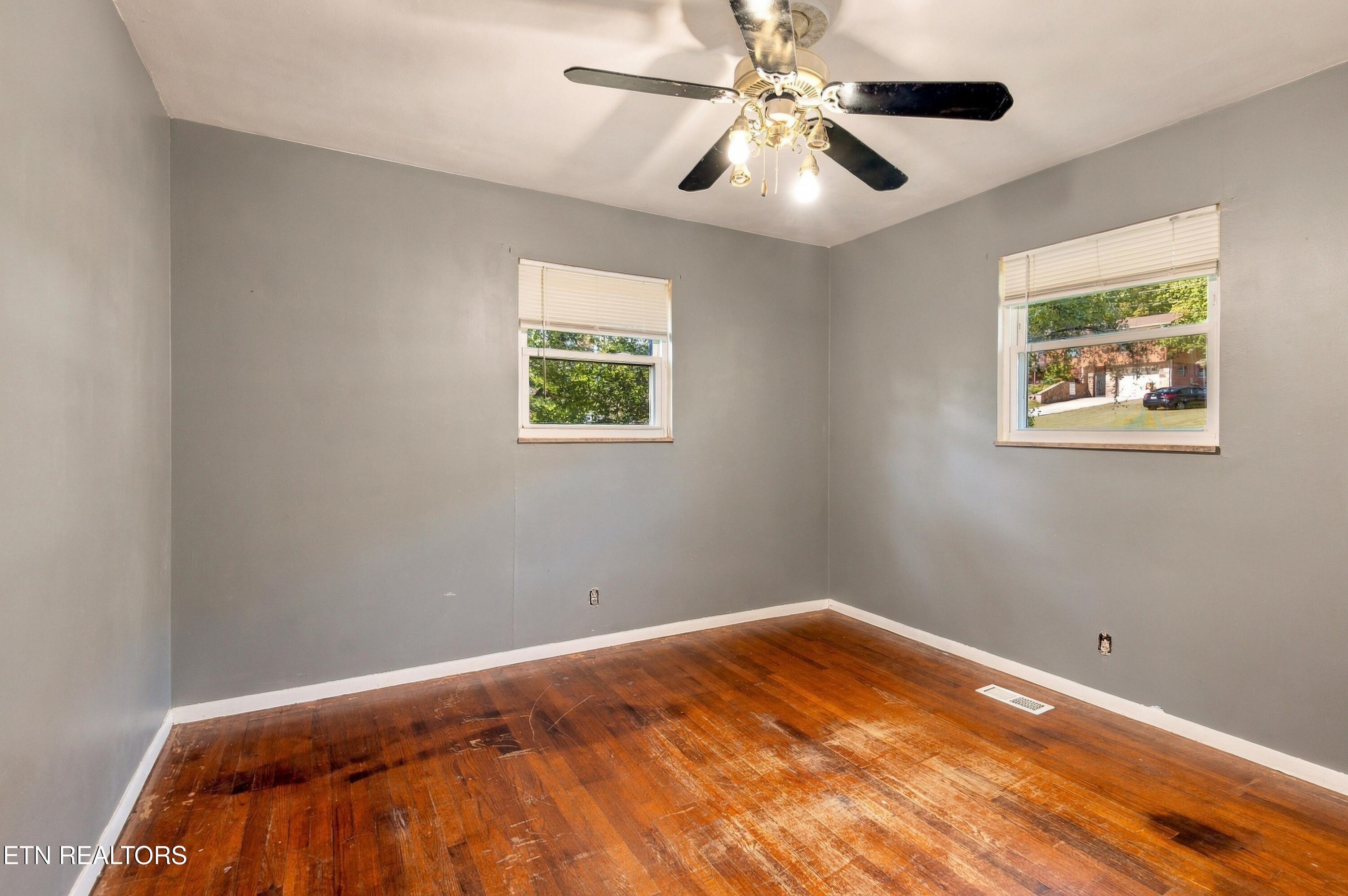 4212 O'hara Drive Knoxville TN 37918